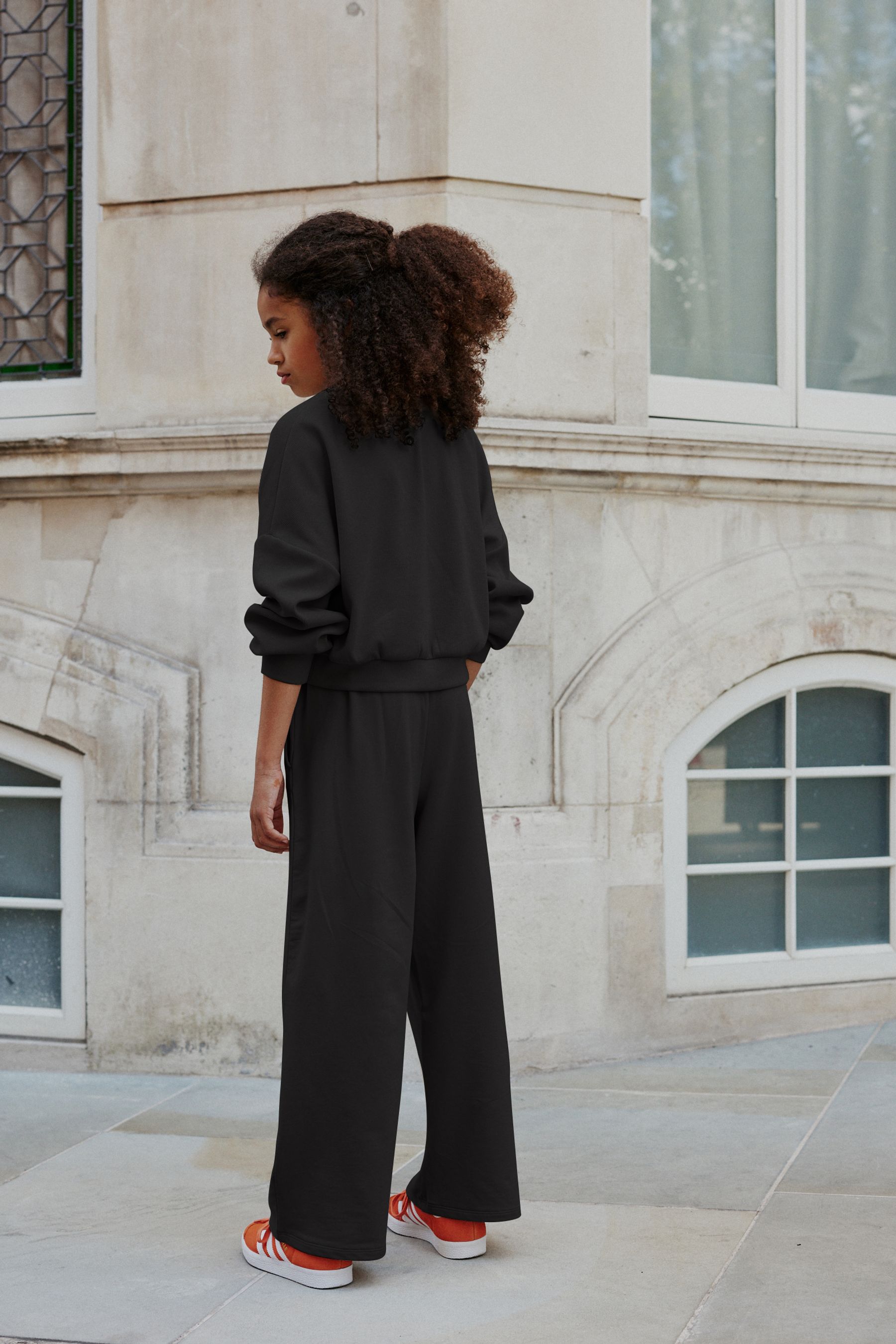 Wide leg cheap black joggers
