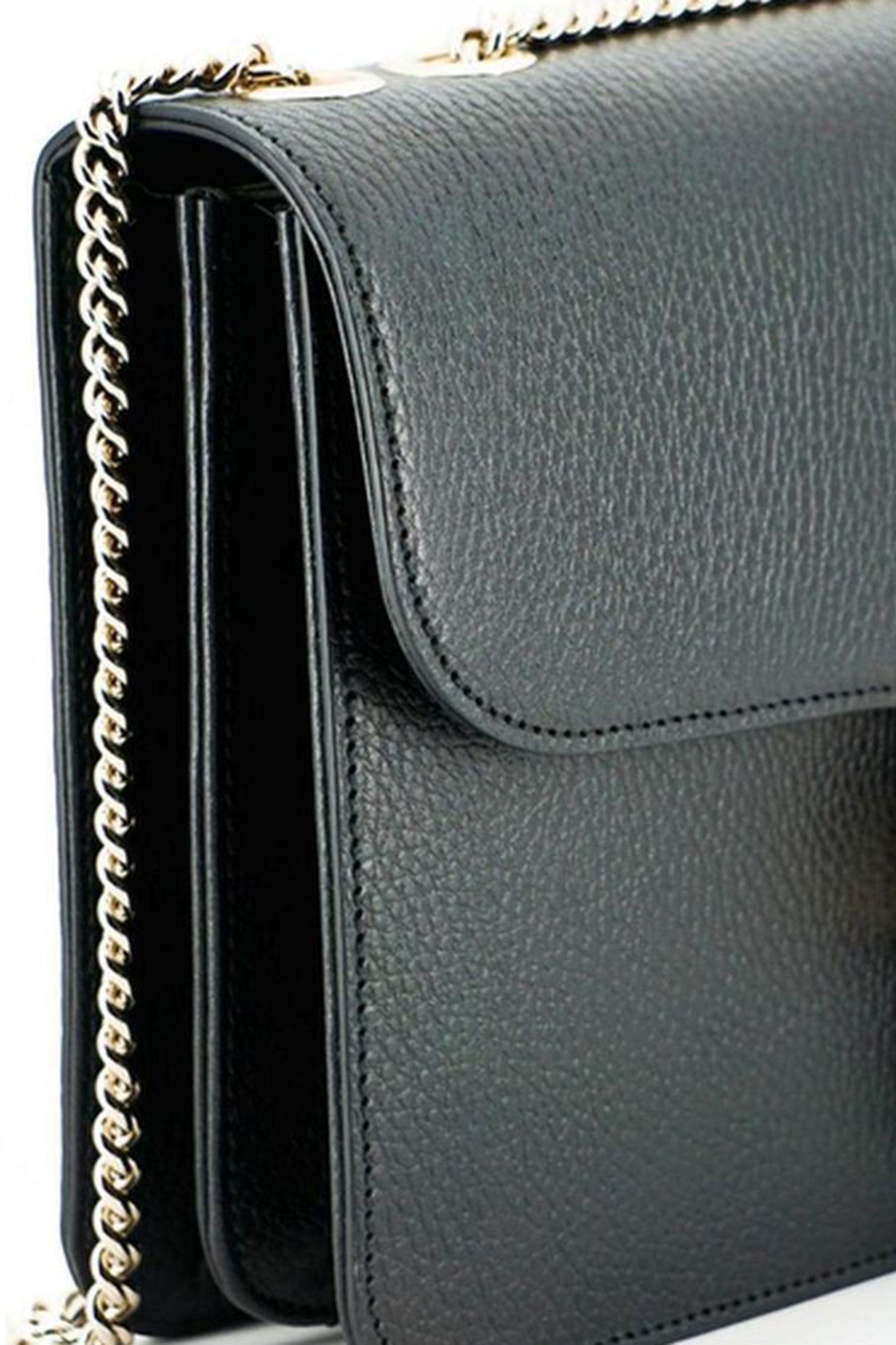 Buy Gucci Black Shoulder Bag with Interlocking GG Snap 100 Calf