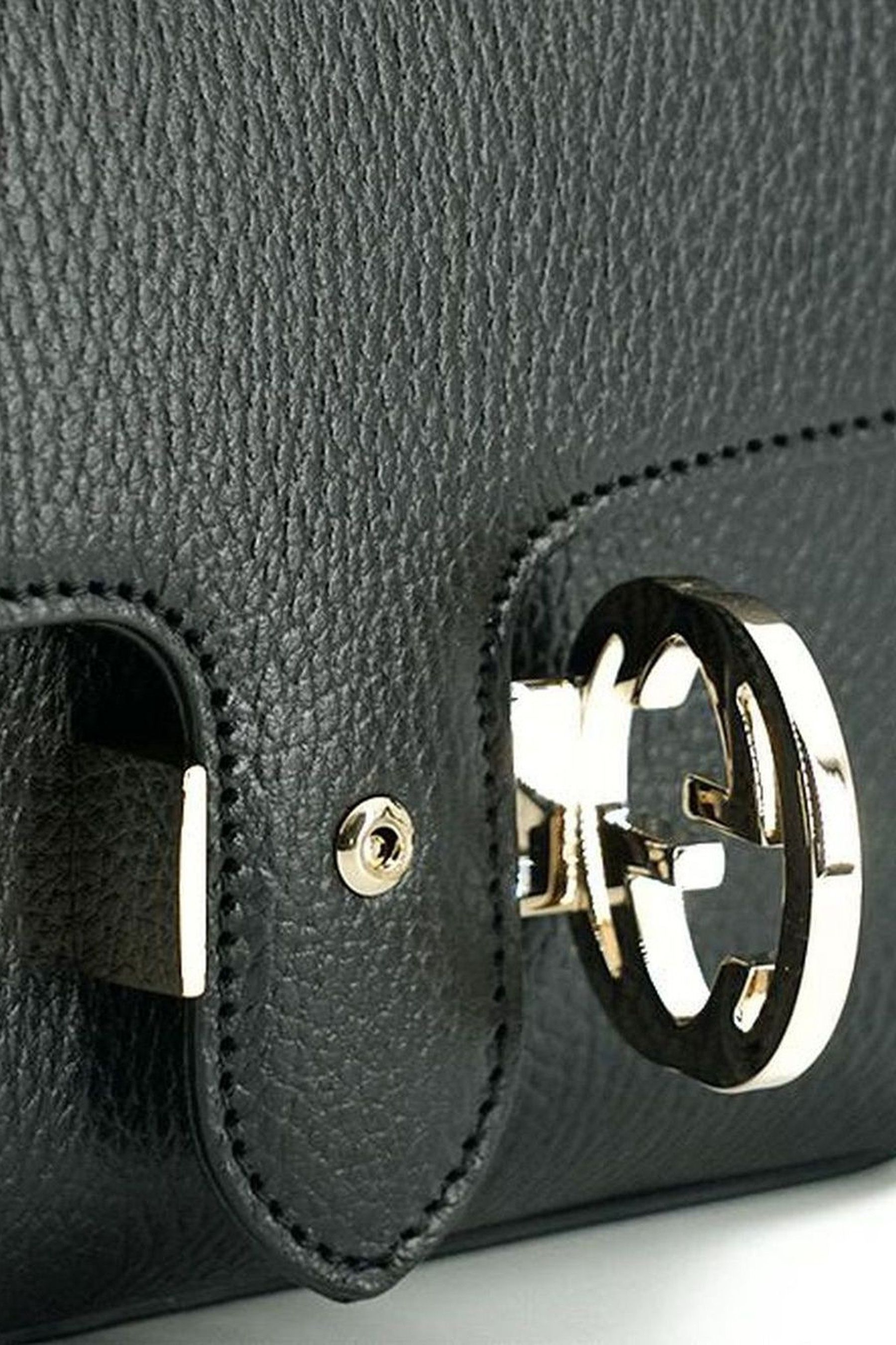 Gucci bag with discount flap