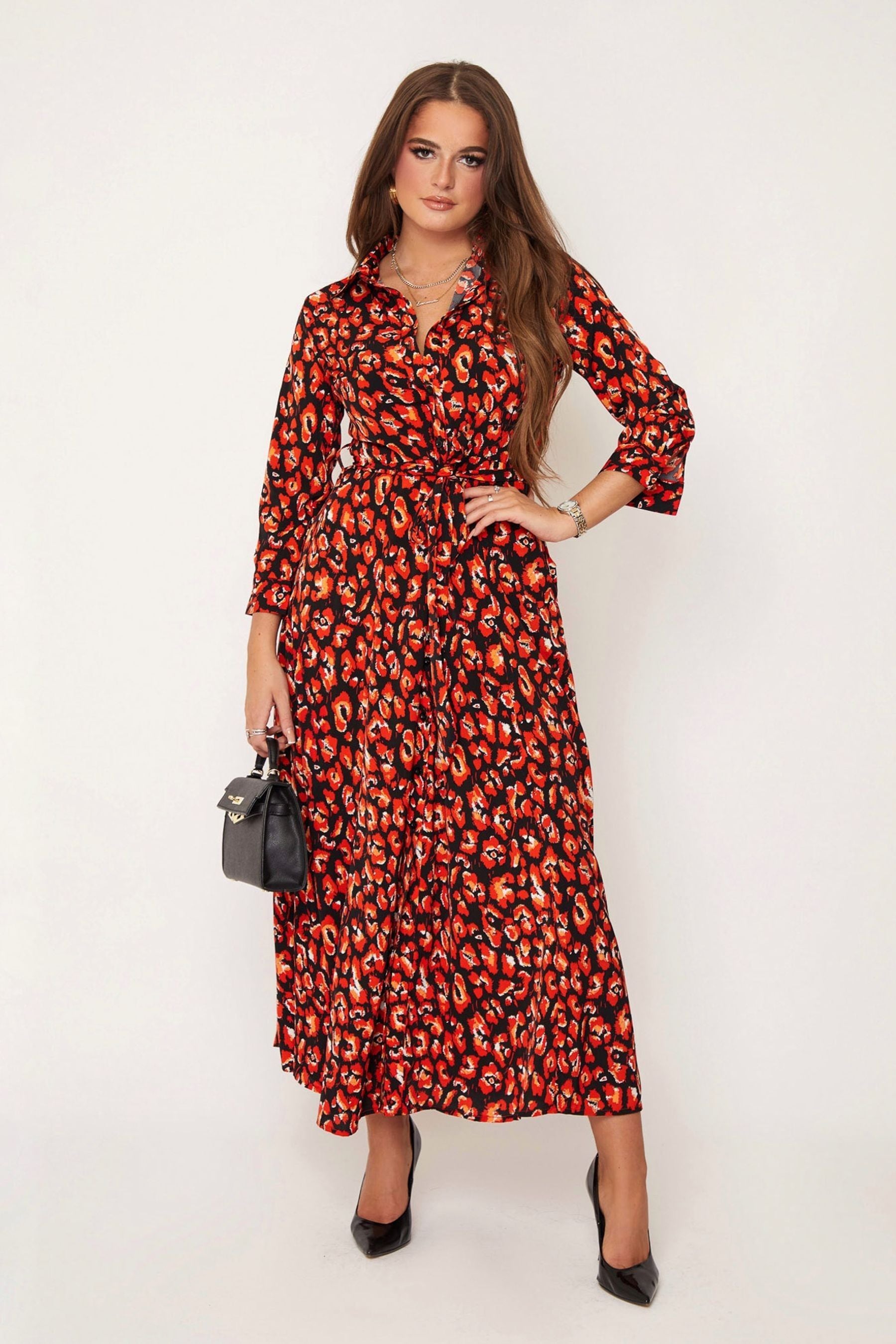 Girl in store mind maxi dress