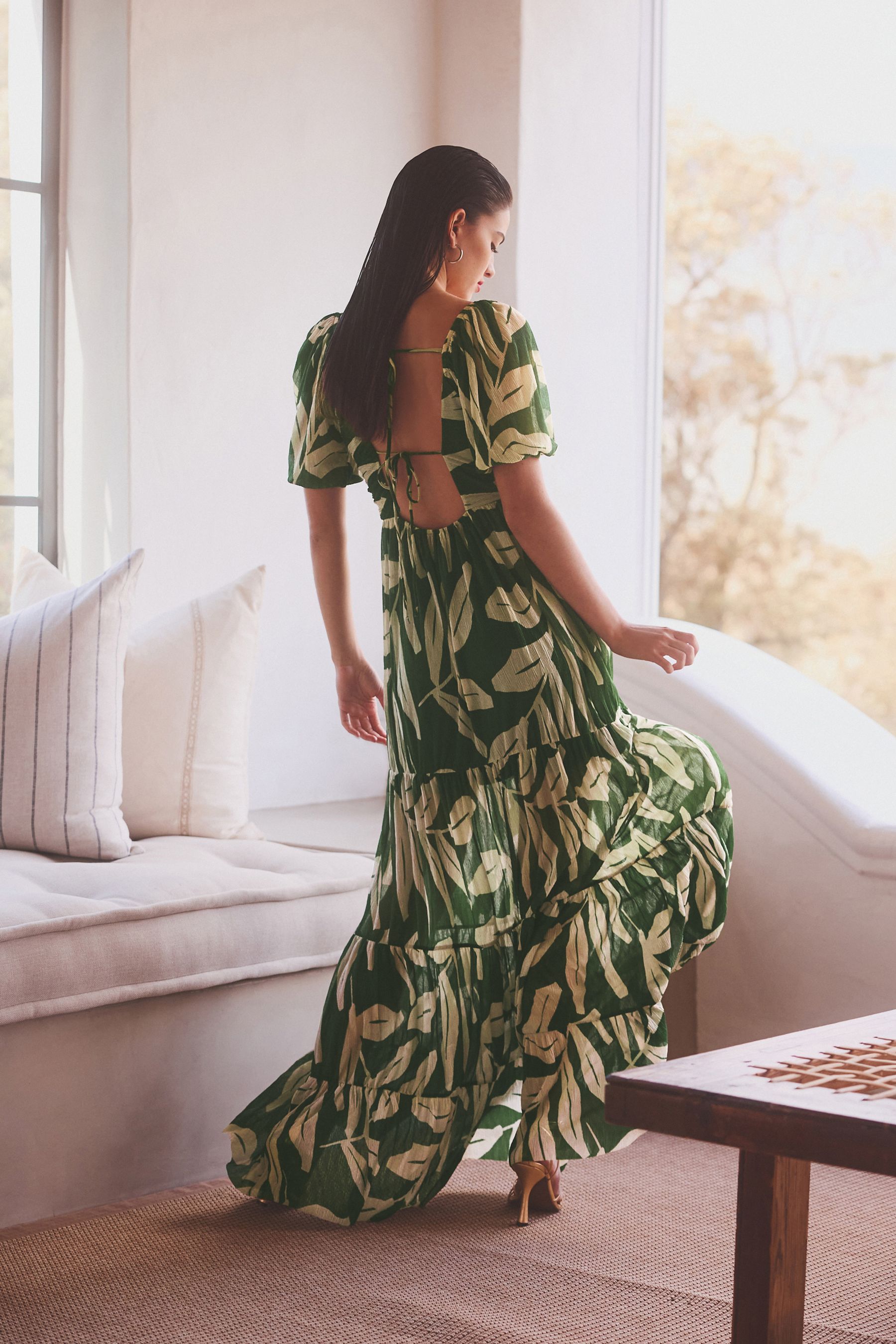 Green and white leaf print best sale dress