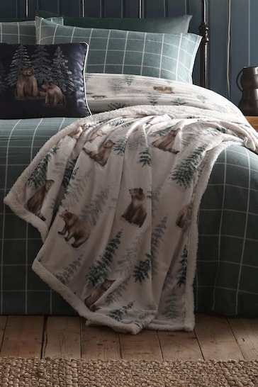 D&D Natural Bear Walks Plush Fleece Bedspread