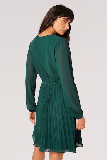 Apricot Green Pleated Long Sleeve Chiffon Wrap Dress