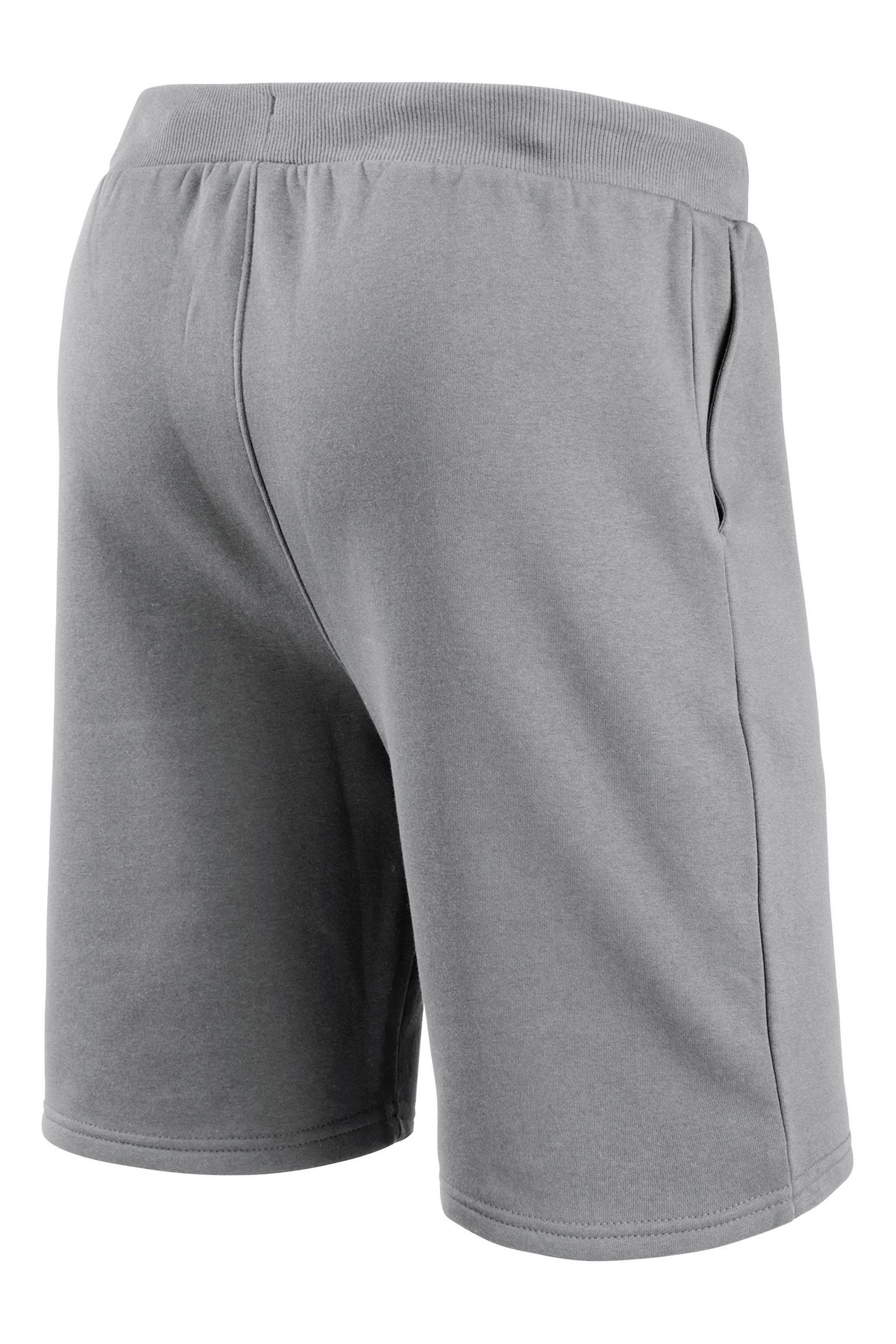 Sixers grey shorts top