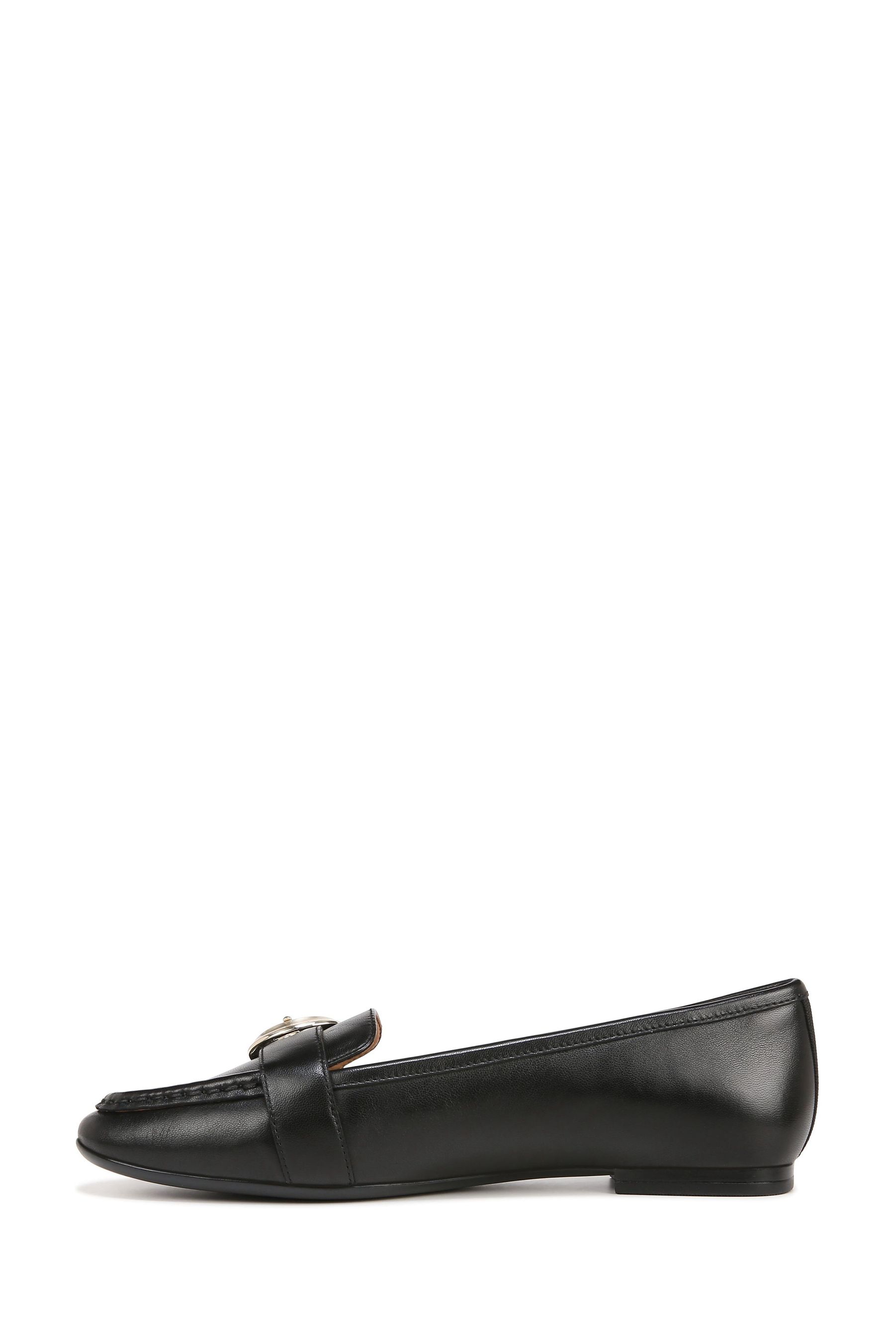 Naturalizer top black loafers