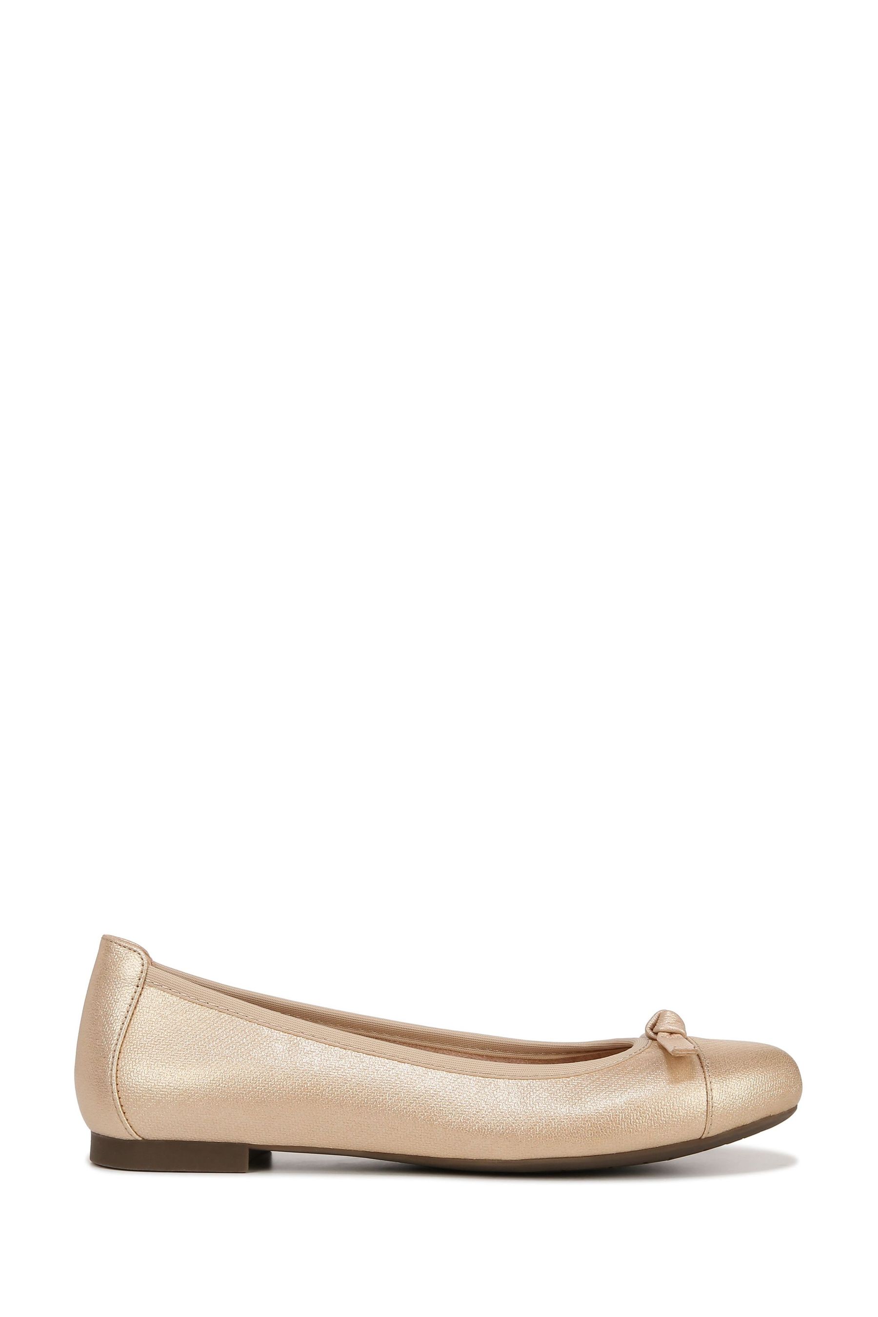 Vionic gold shoes store