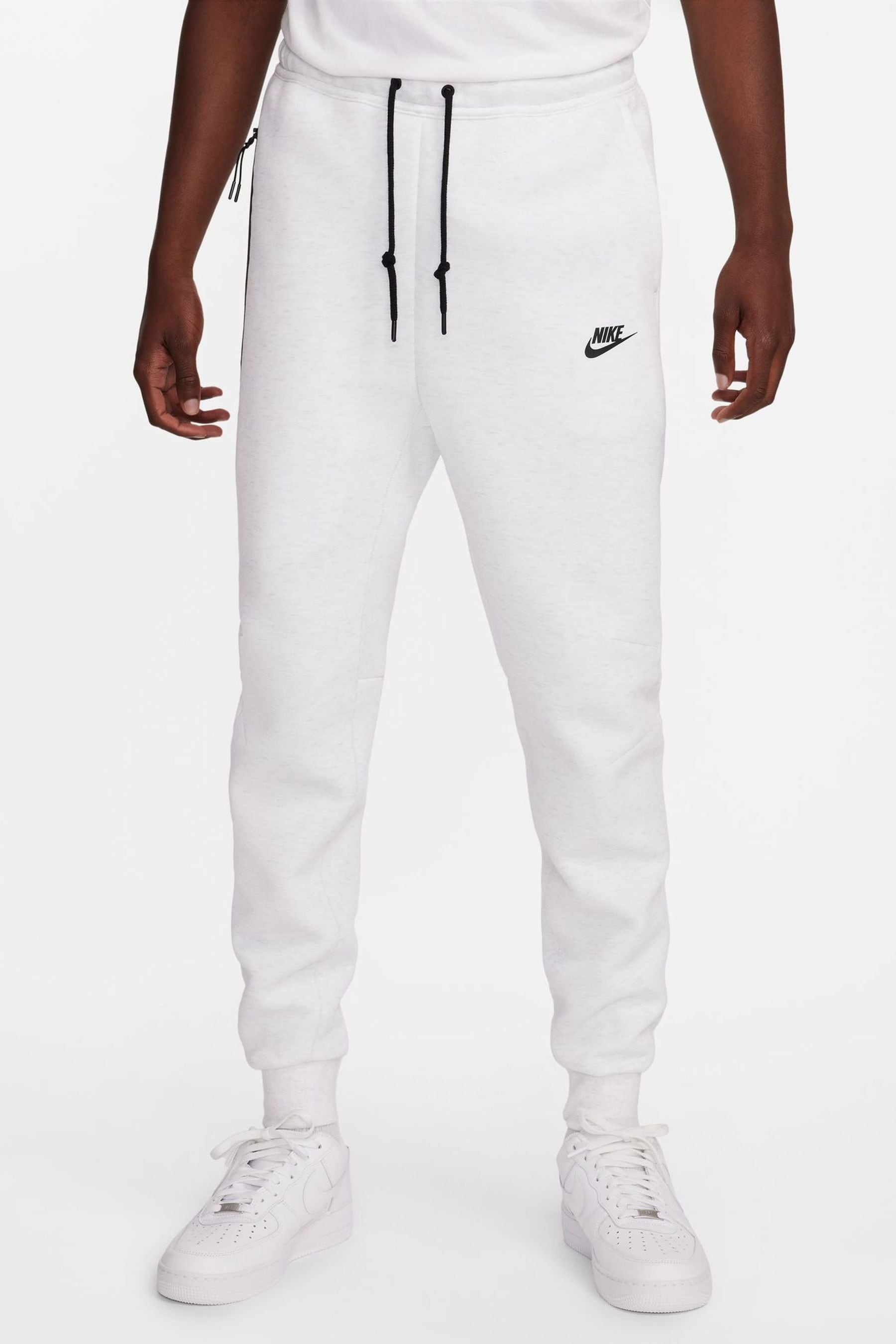 Nike tech fleece shop joggers light grey