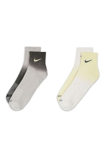 Nike Natural Everyday Plus Cushioned Ankle Socks (2 Pairs)