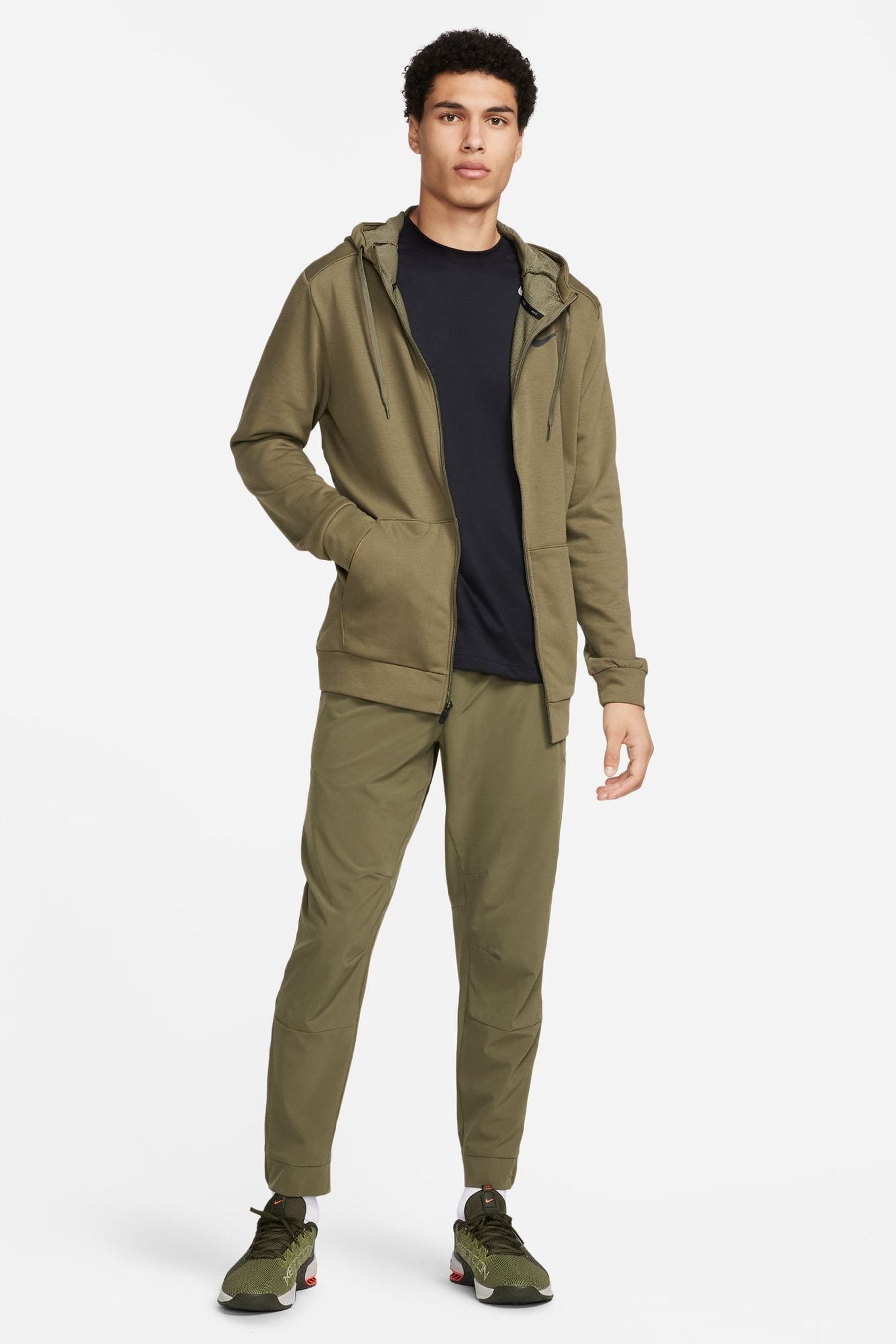 Olive green nike outfit cheap