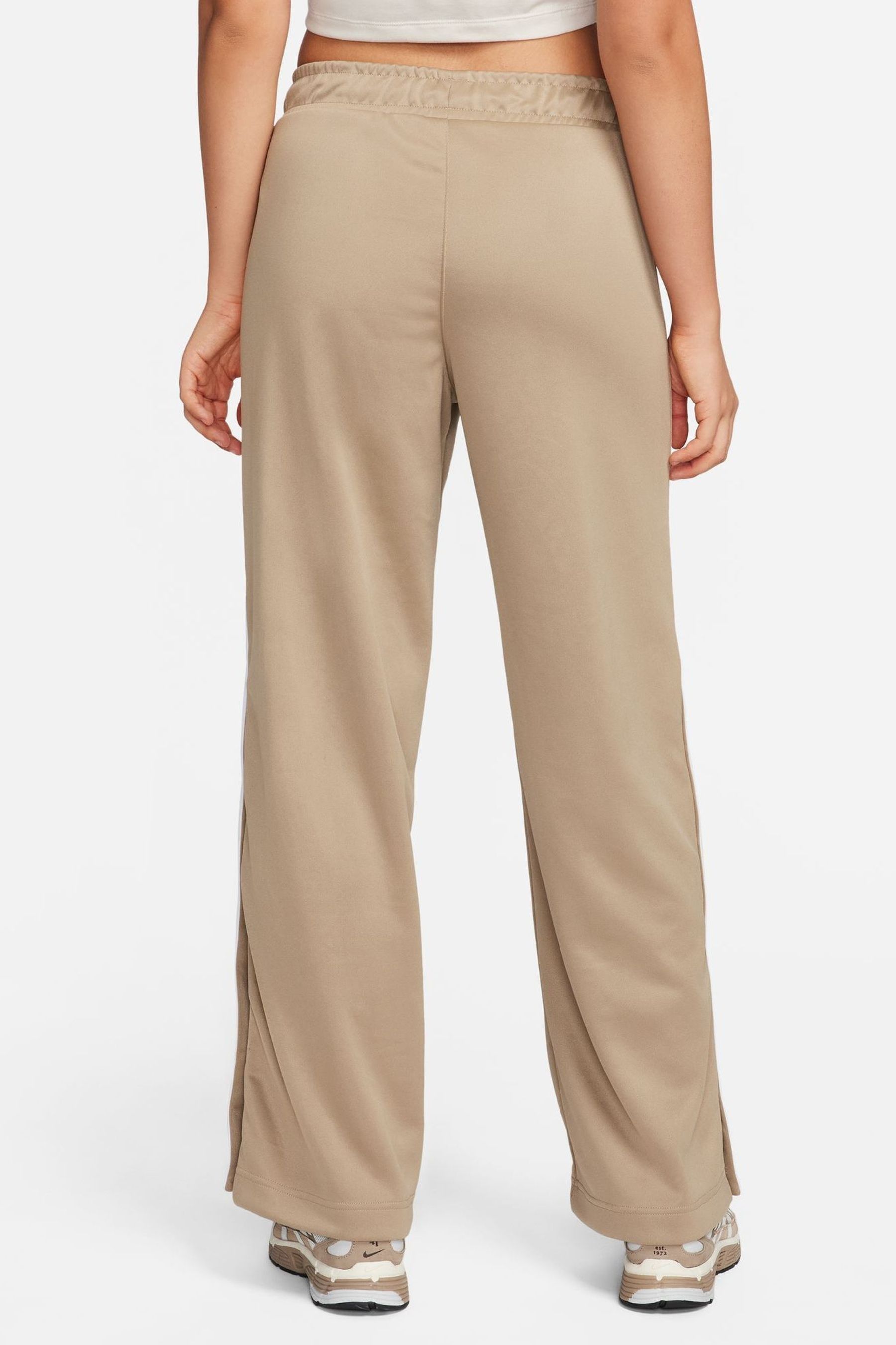 Wide leg nike joggers clearance