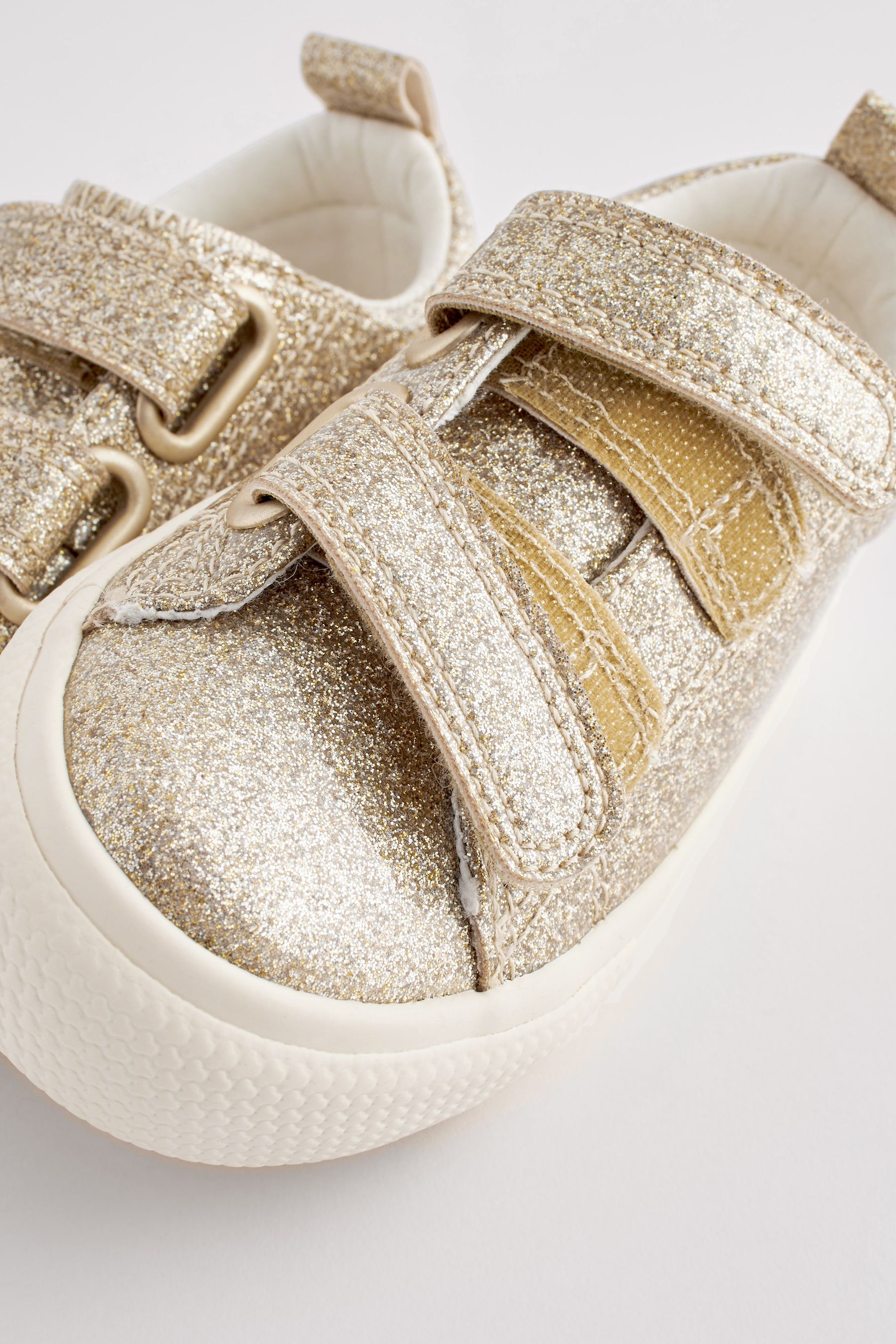 Childrens online gold trainers