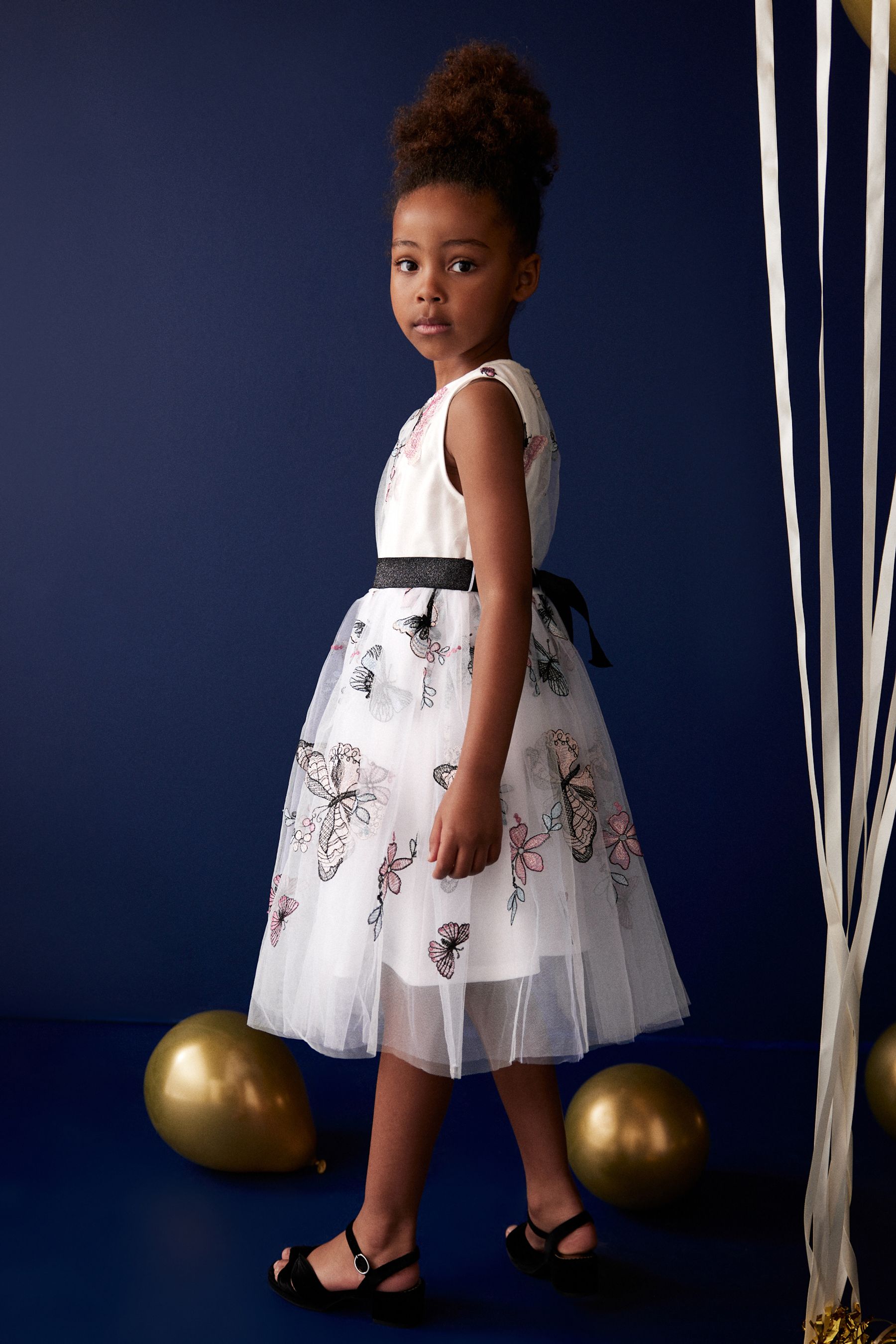 Girl on sale dress butterfly