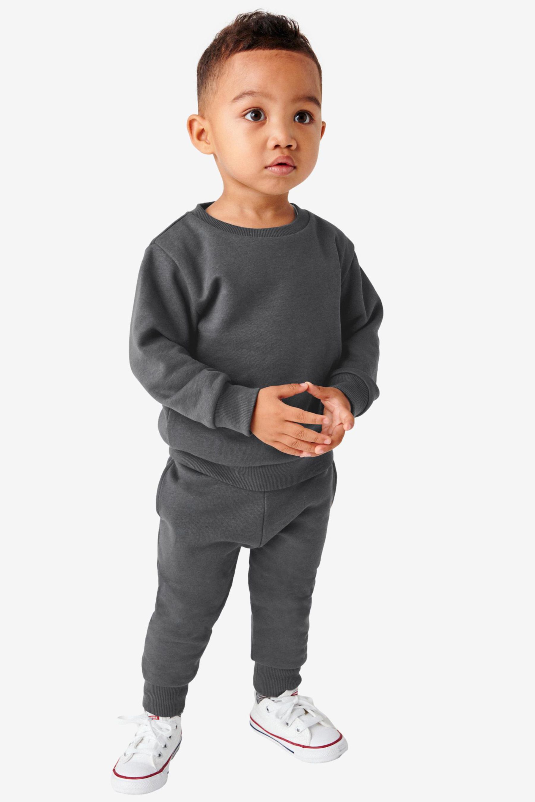 Charcoal gray online sweatshirt