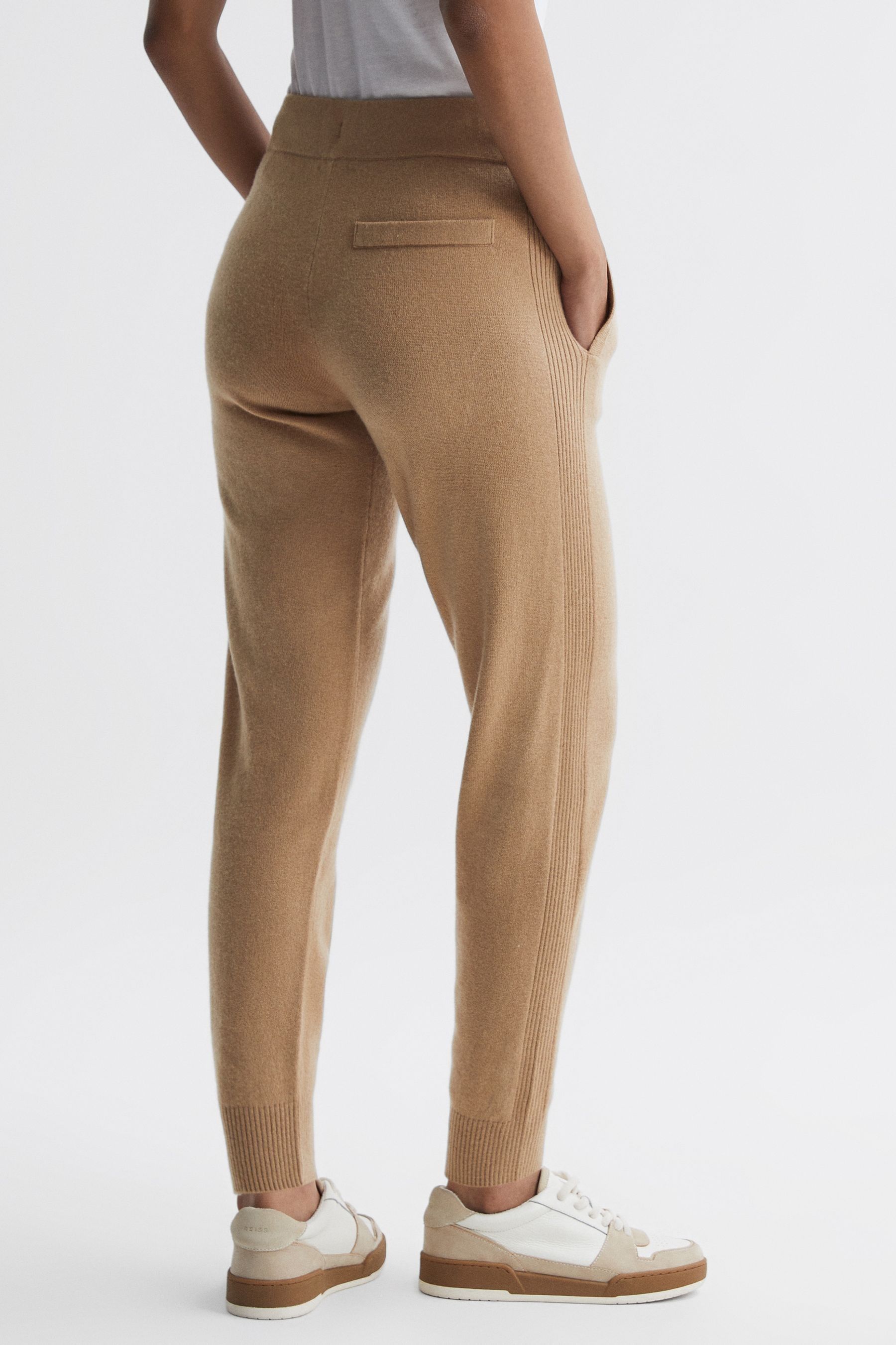 Camel best sale joggers womens