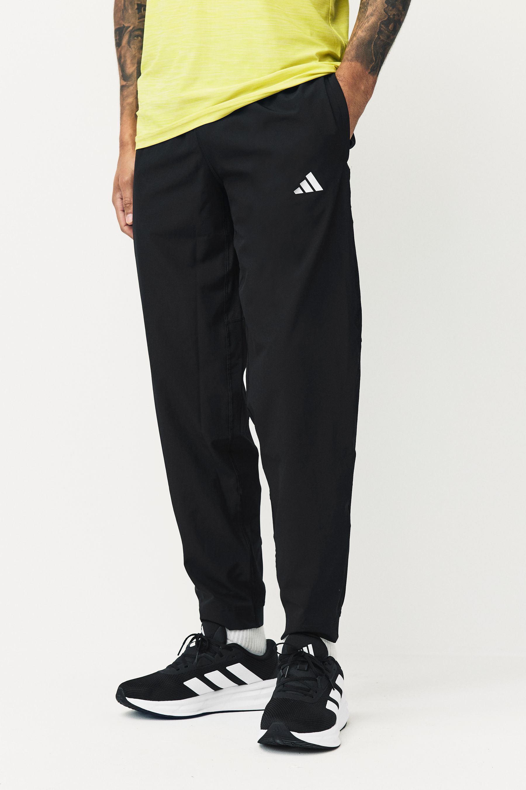 Black adidas joggers outfit clearance