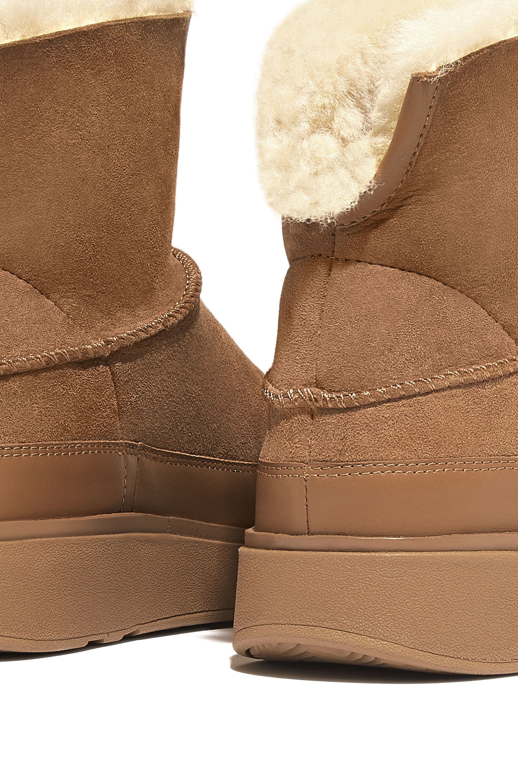 Fitflop best sale sheepskin boots