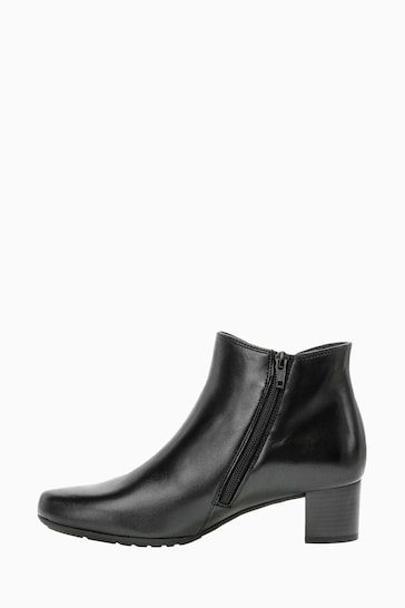 Gabor Keegan Black Leather Ankle Boots