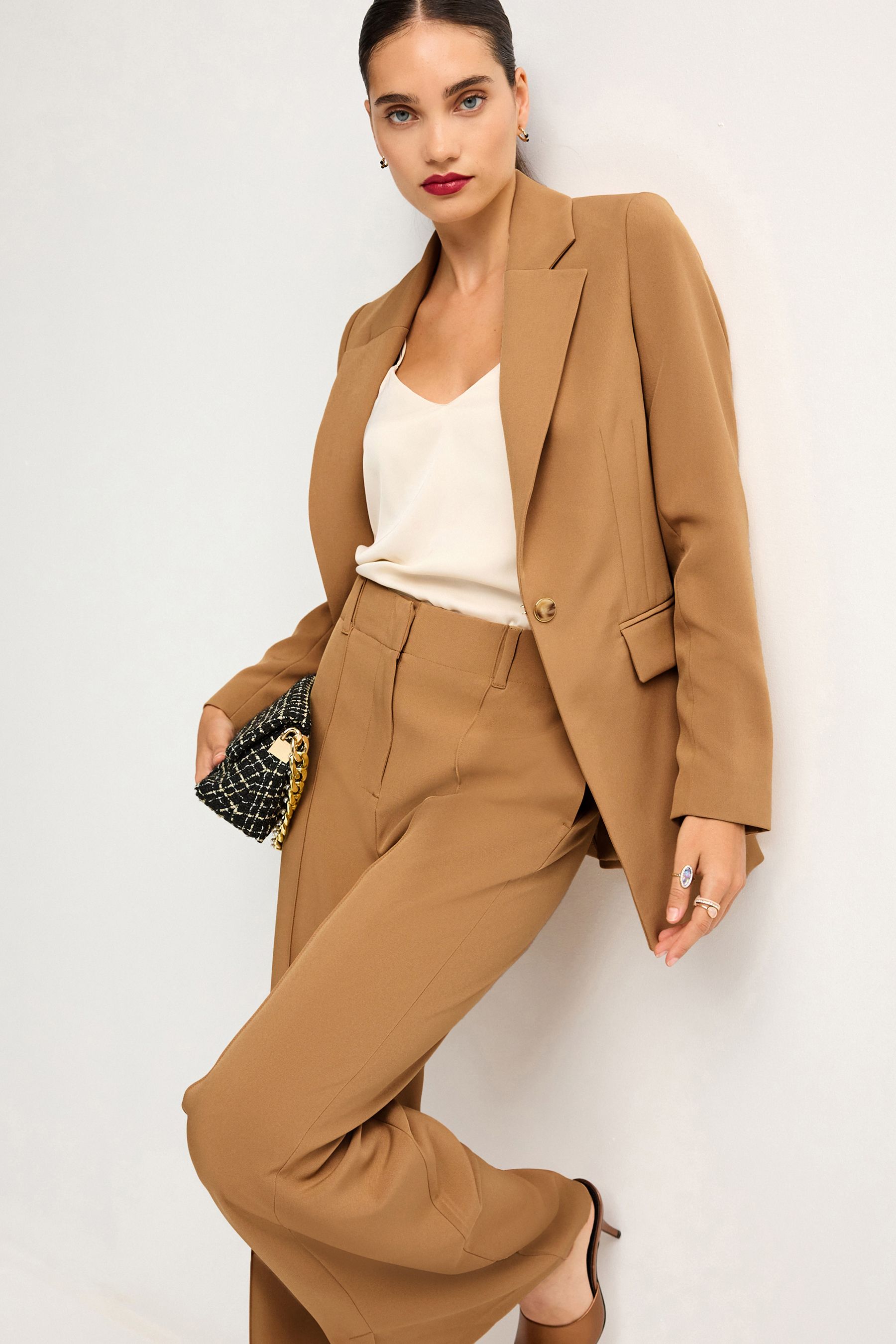 Fitted camel deals blazer