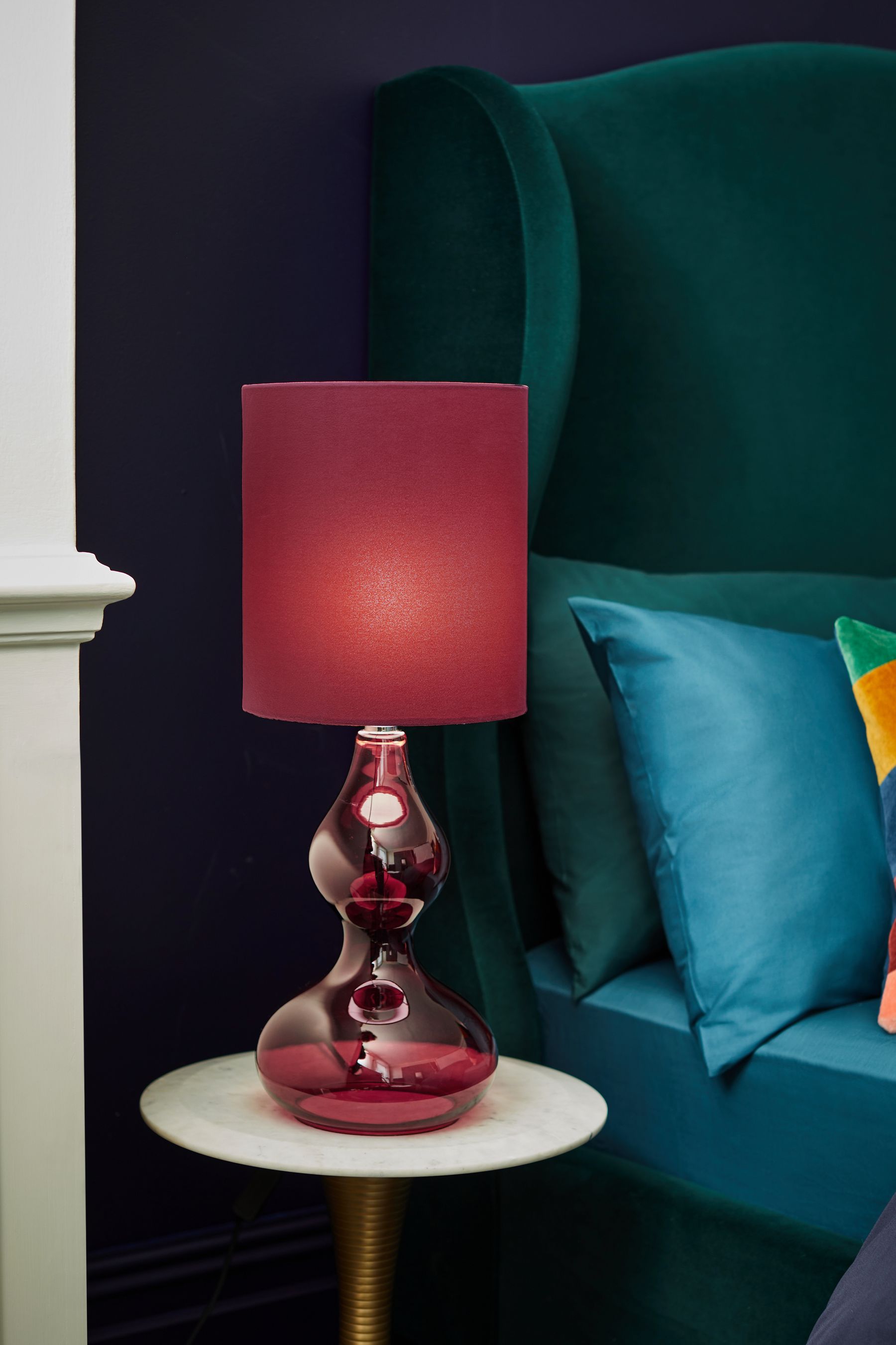 Red glass lamp top base