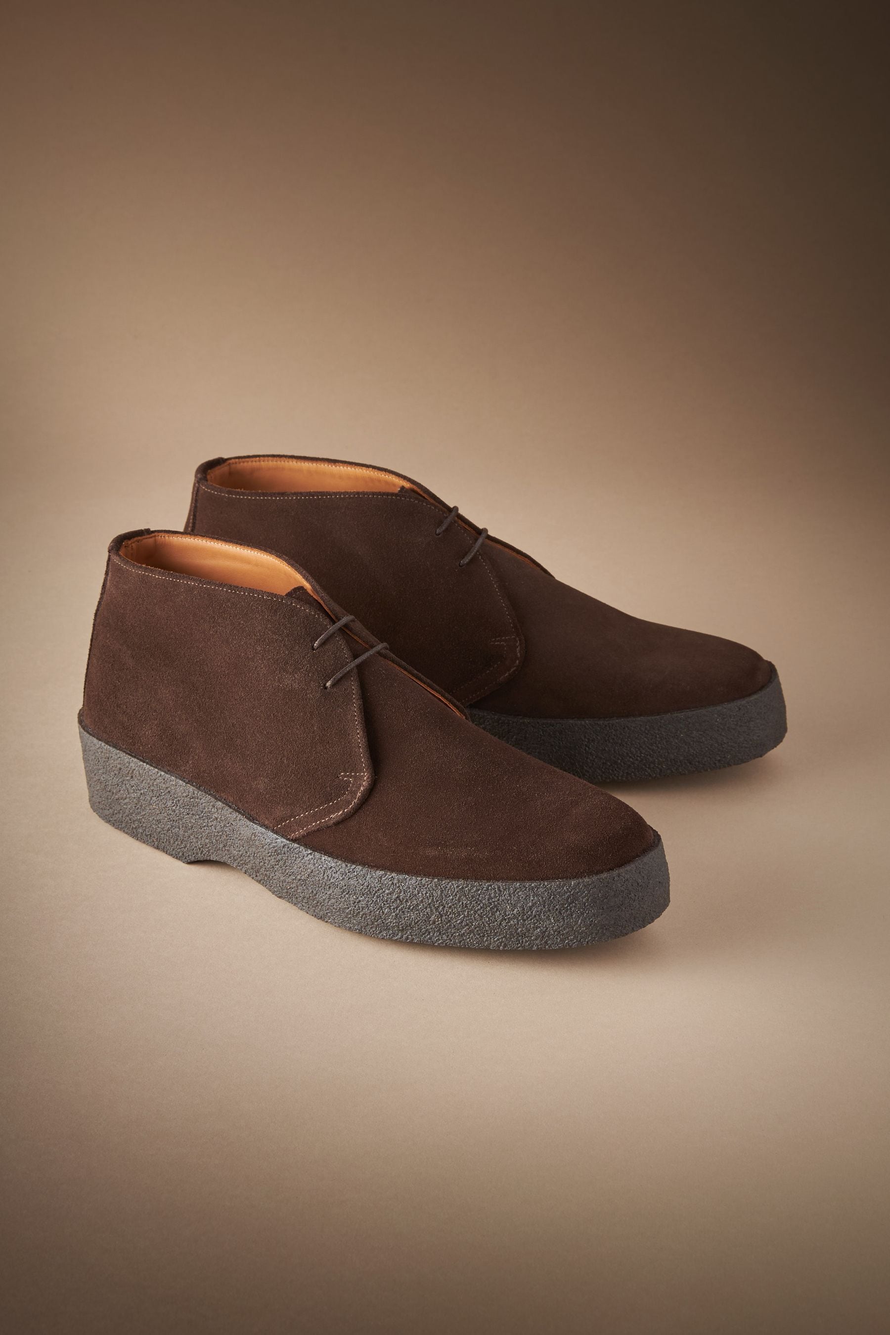 Crepe chukka sales