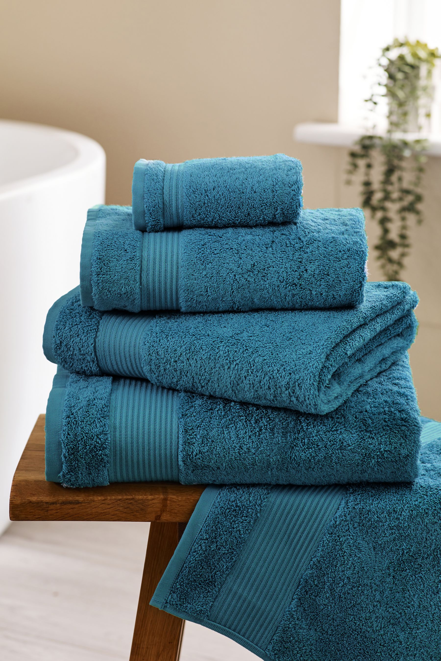 Light shop teal towels