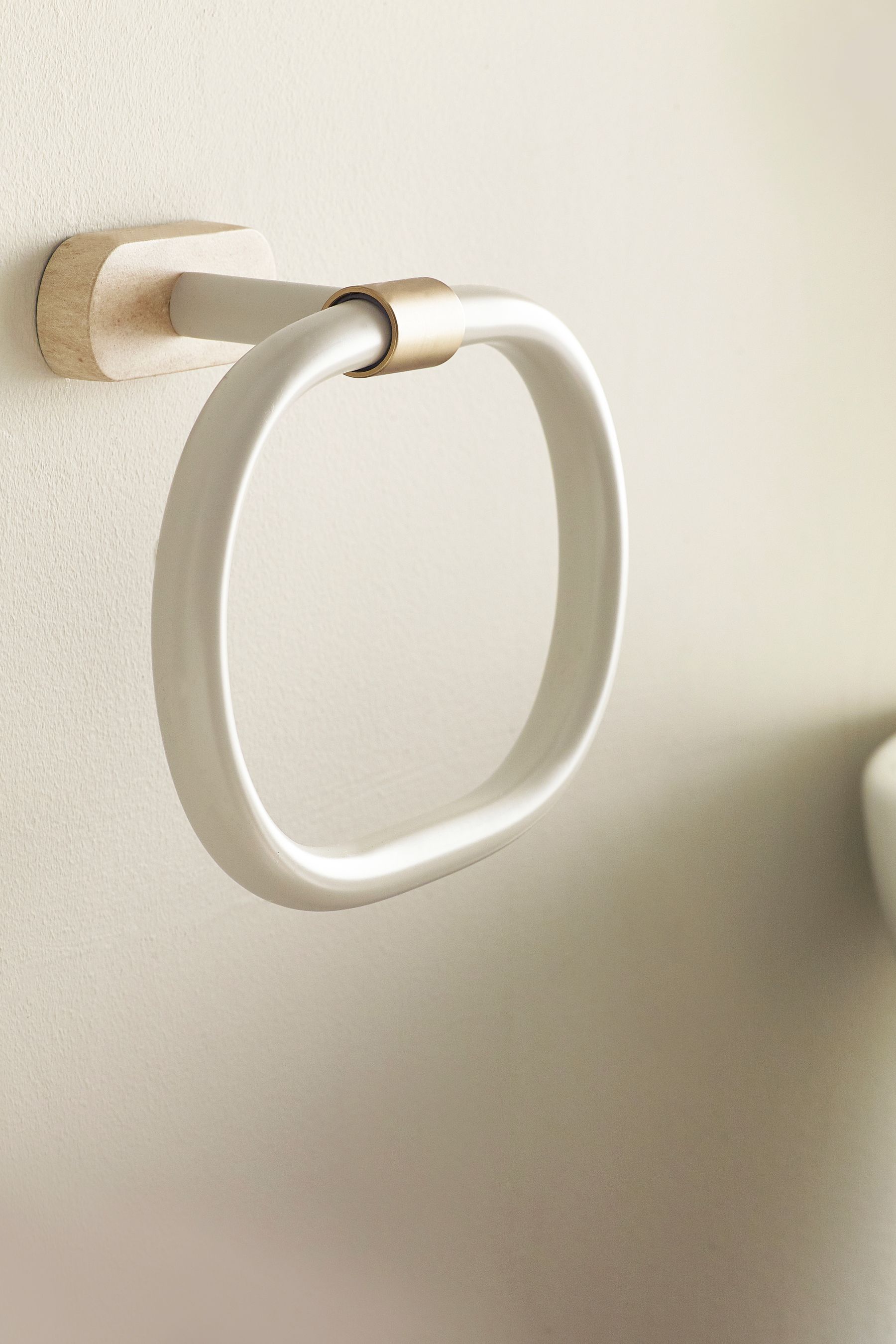West elm shop towel ring