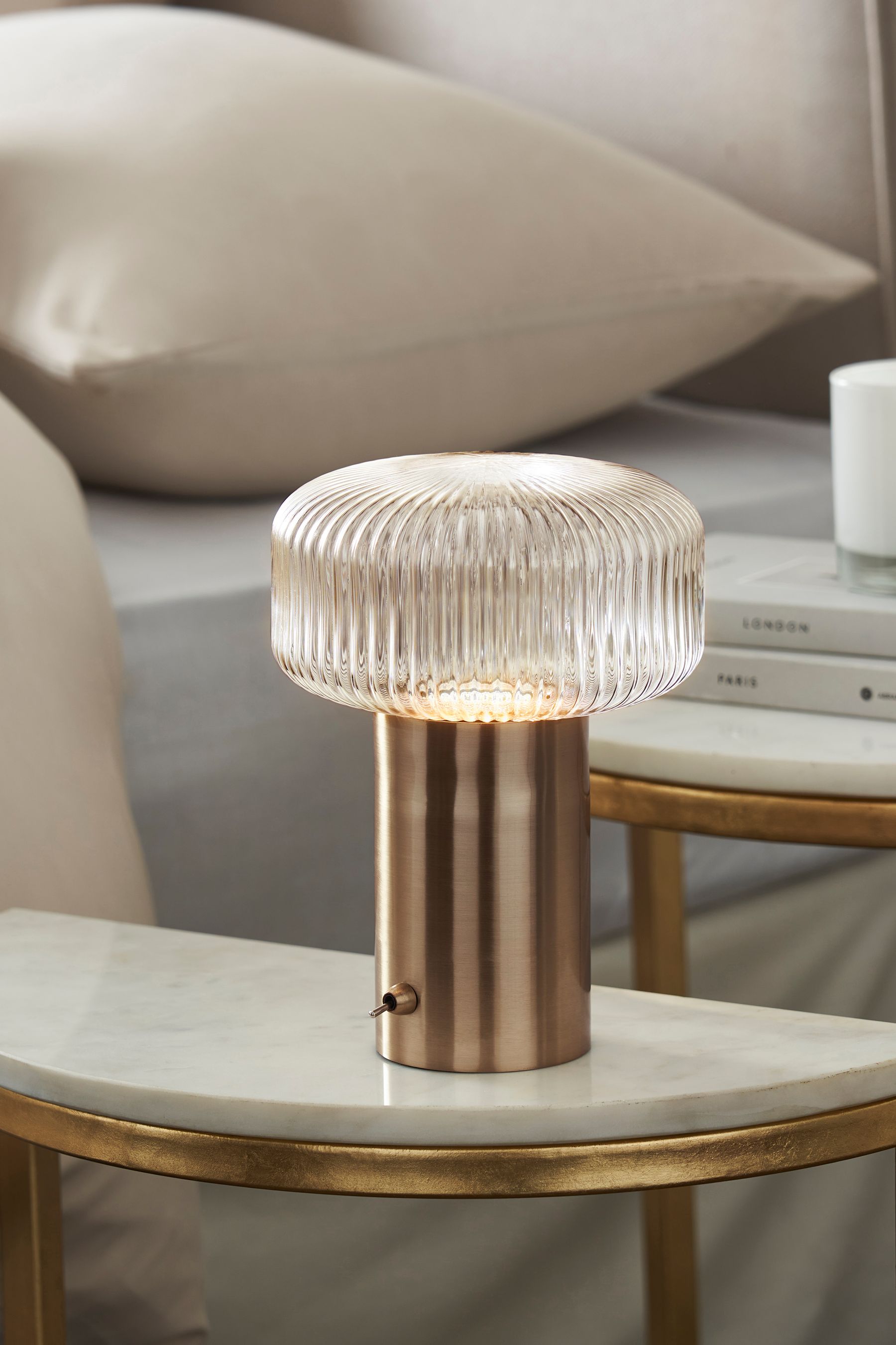Next shop clear lamp