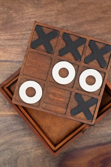 Luckies Iron & Glory Wooden Noughts & Crosses Game