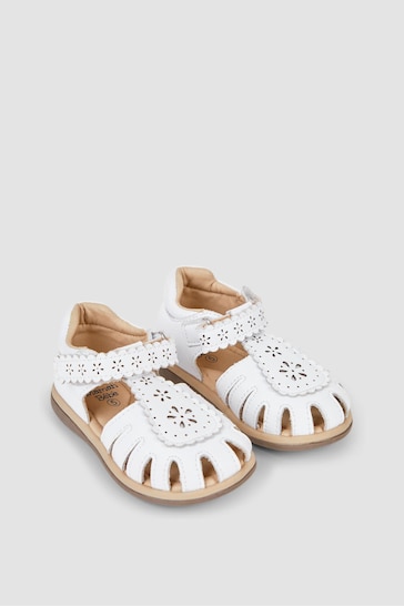 JoJo Maman Bébé White Pretty Leather Closed Toe Sandals