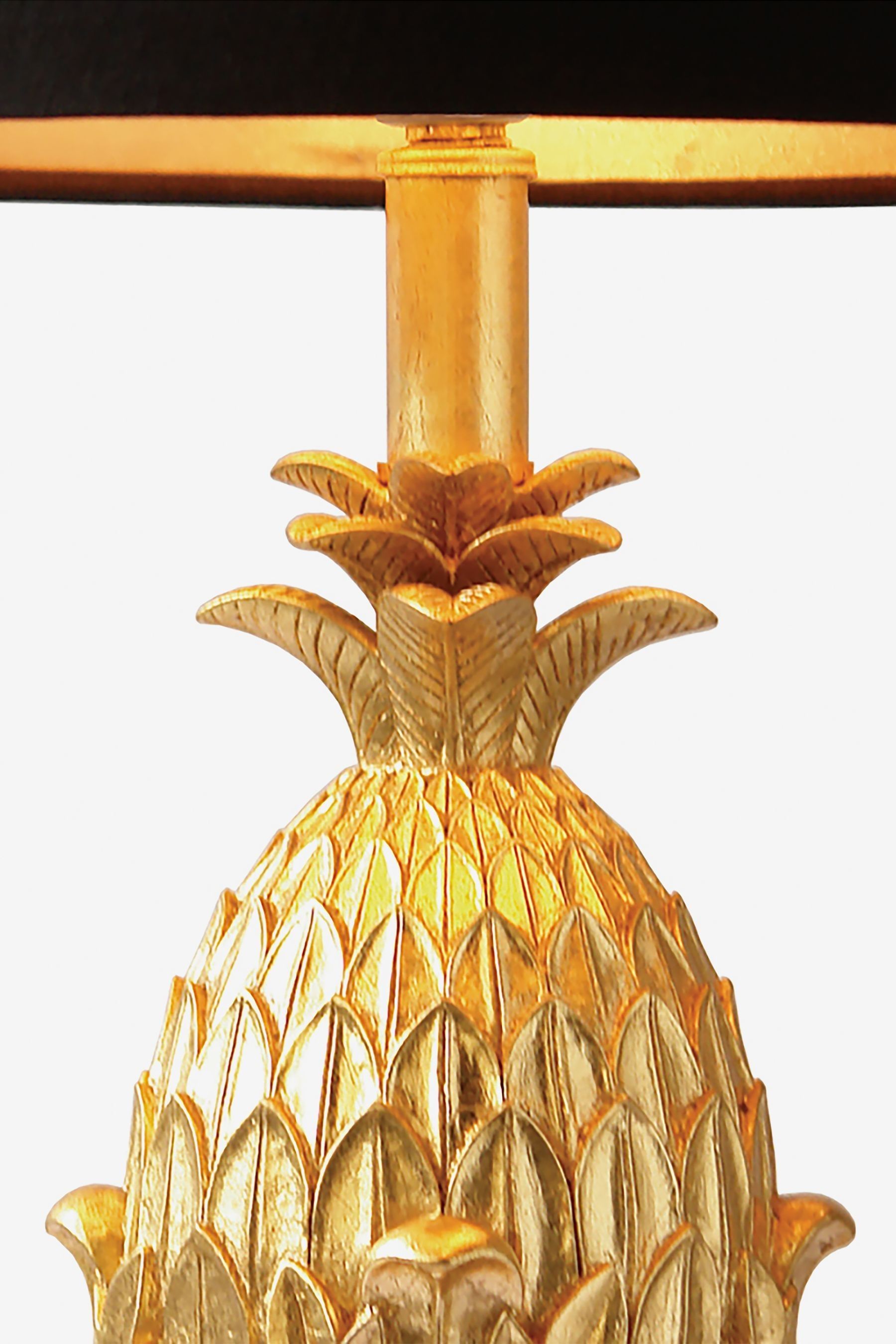Next pineapple light top