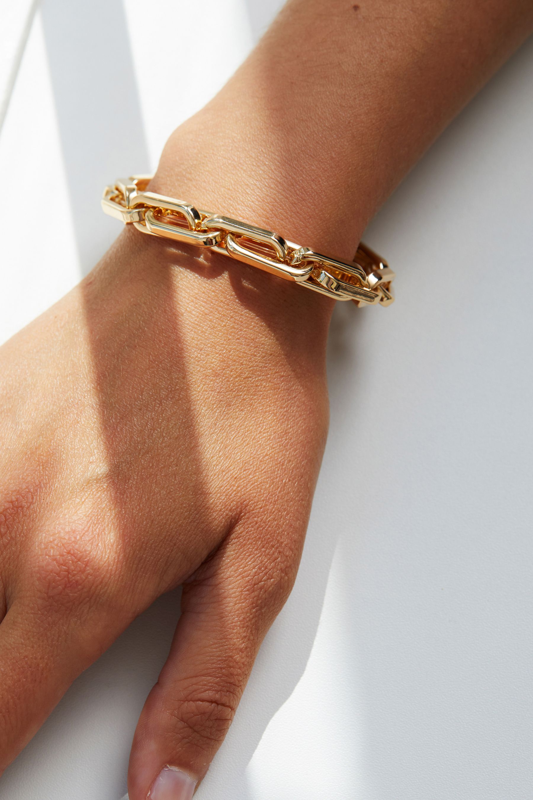 Can a sales gold chain stretch