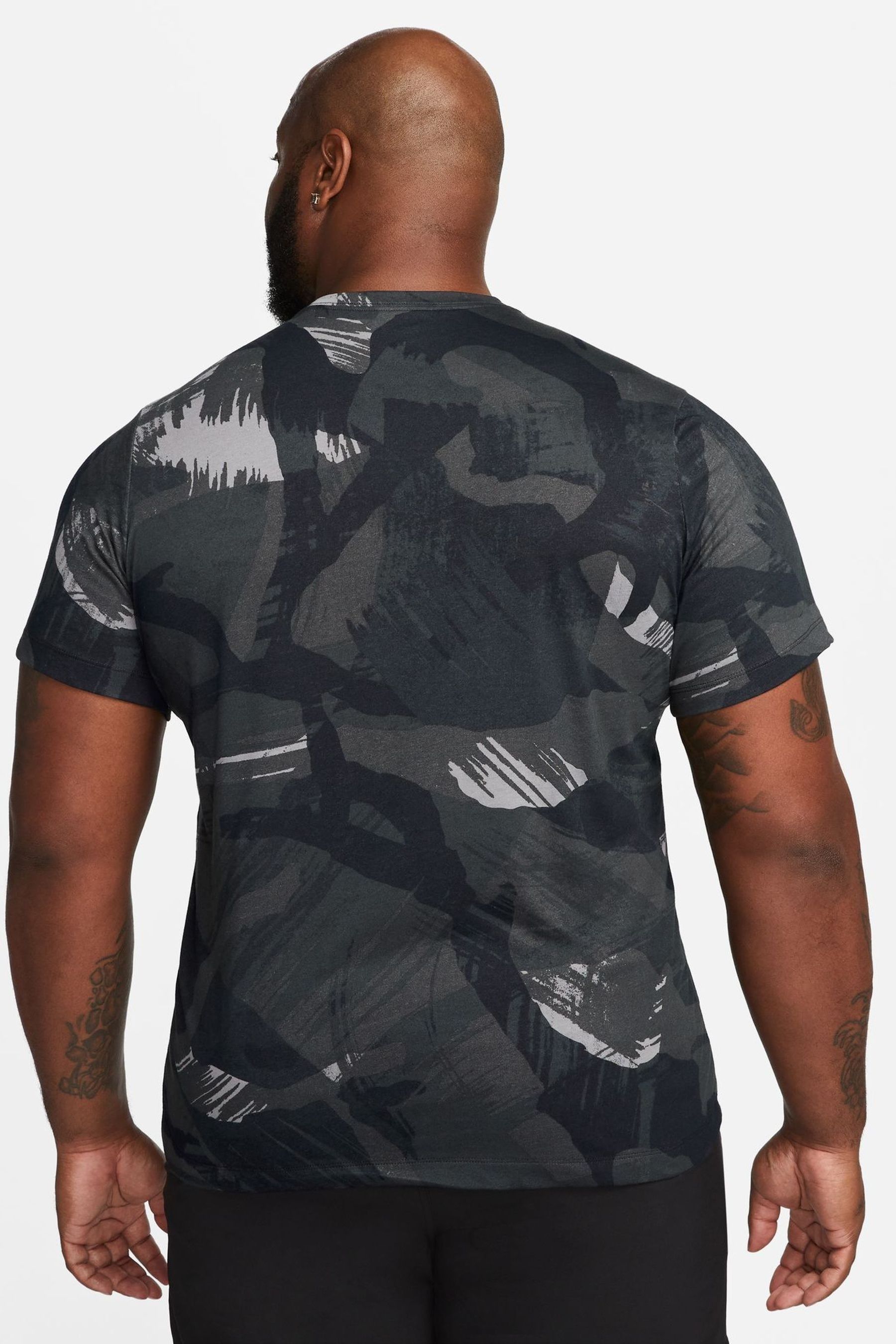 Black camo nike shirt hot sale
