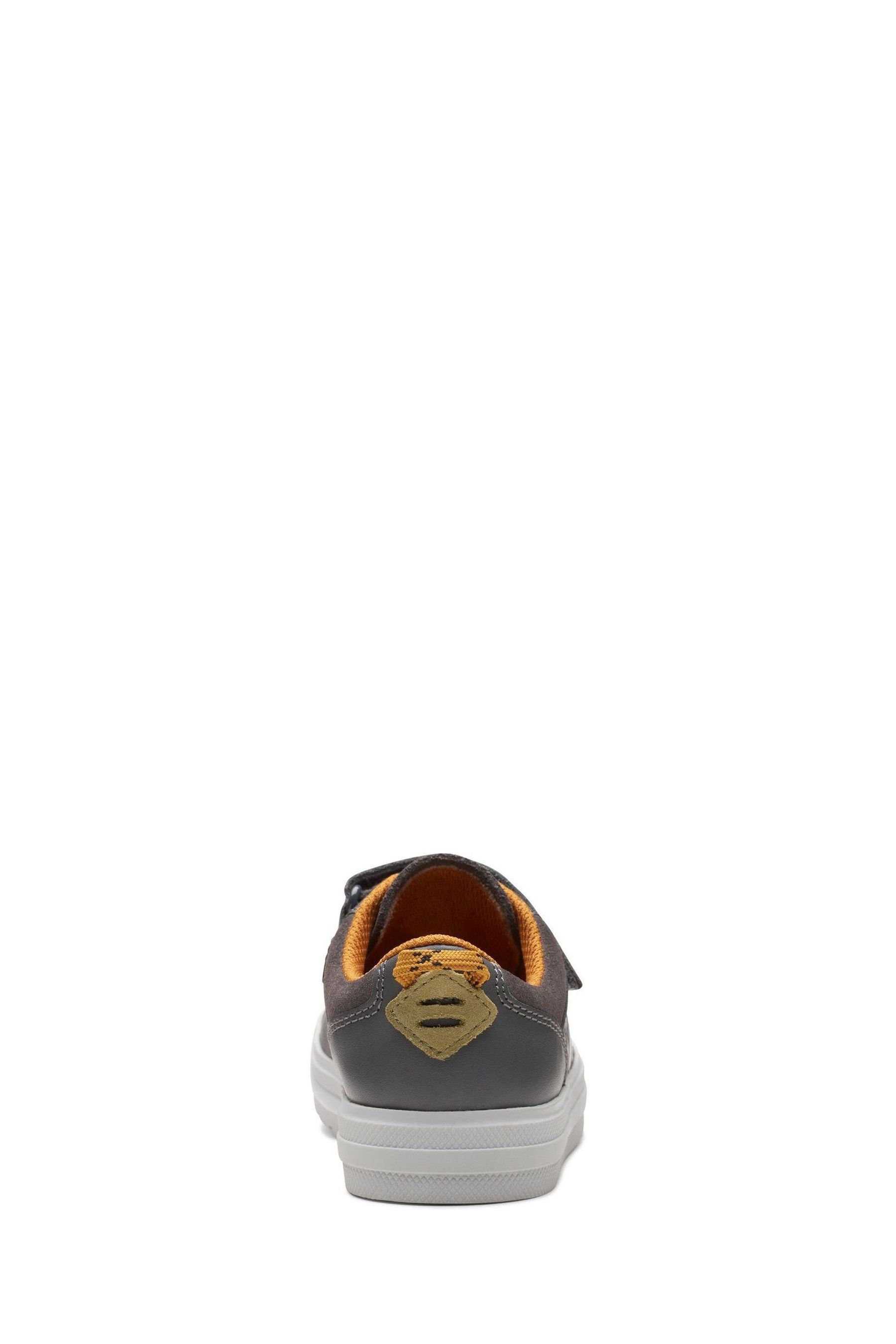 Clarks roar boot hotsell