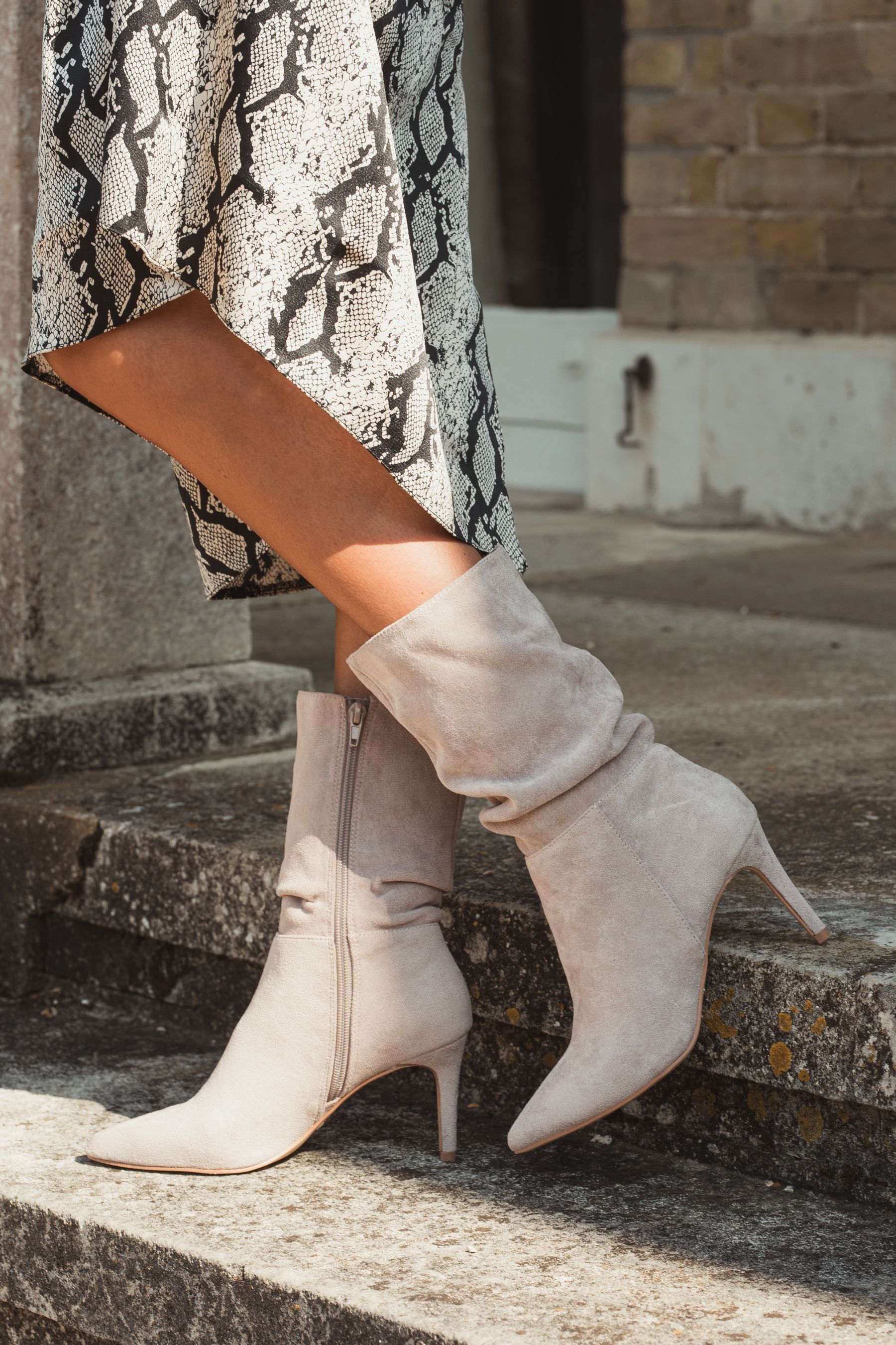 Grey mid 2025 heel boots
