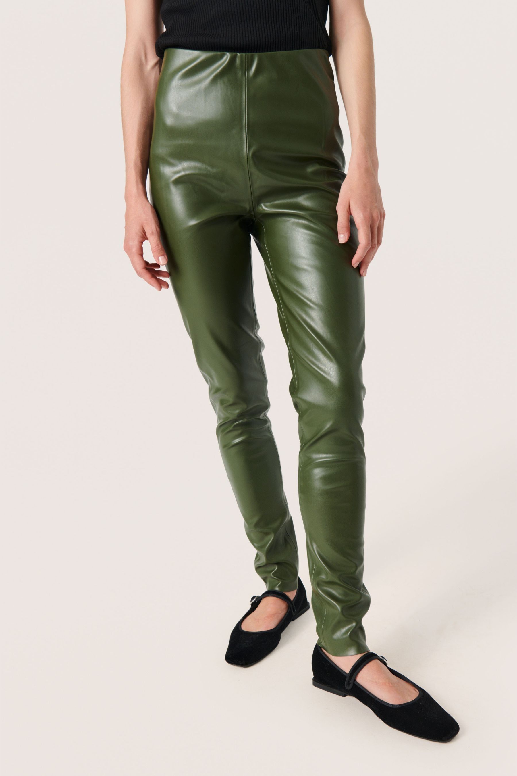 Slim fit leggings on sale