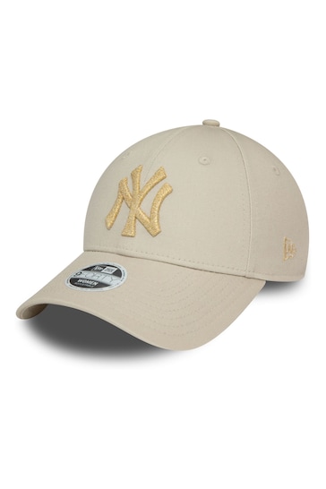 New Era® New York Yankees Womens Metallic Logo Stone 9FORTY Adjustable Cap