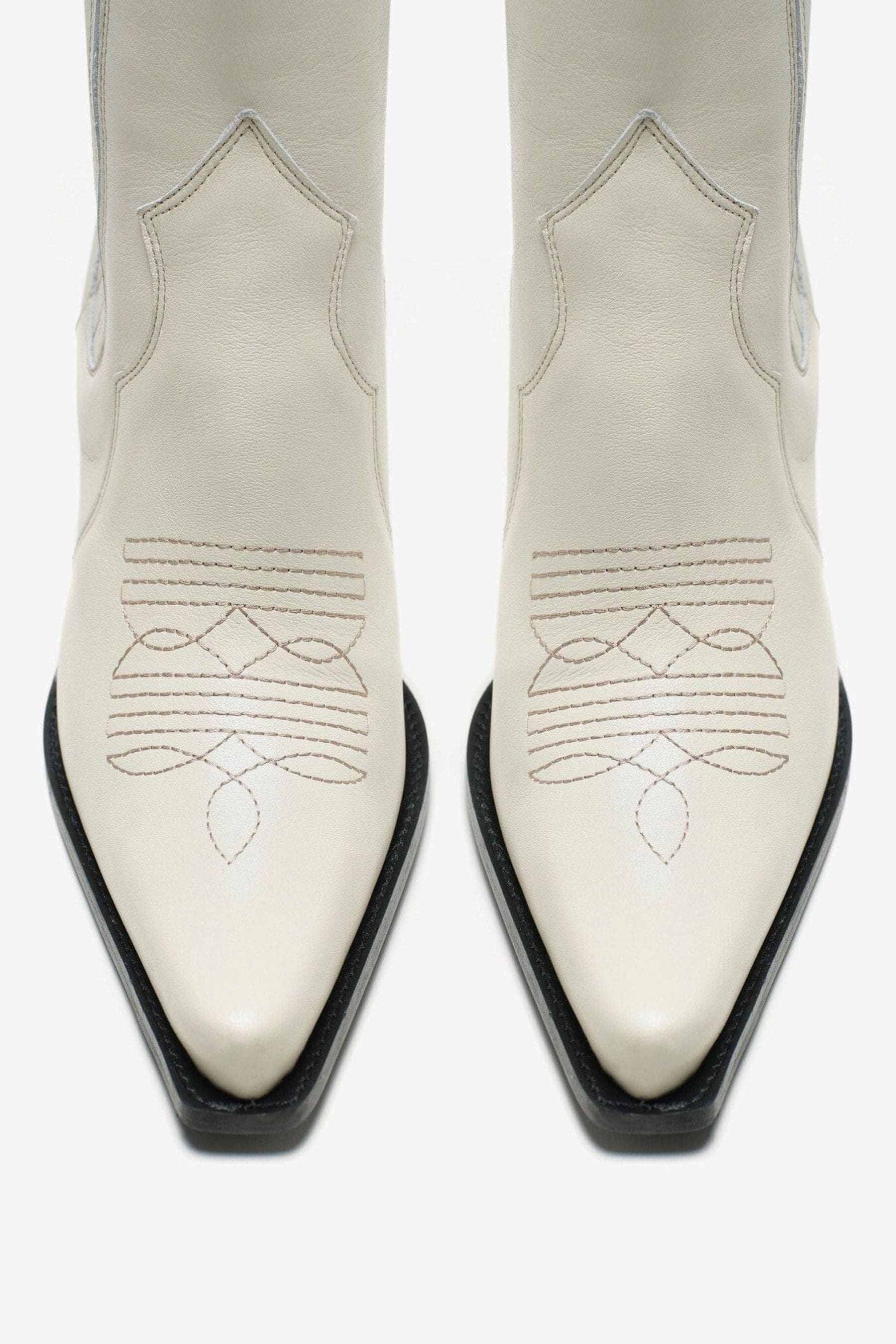 Cream cowboy boots hot sale