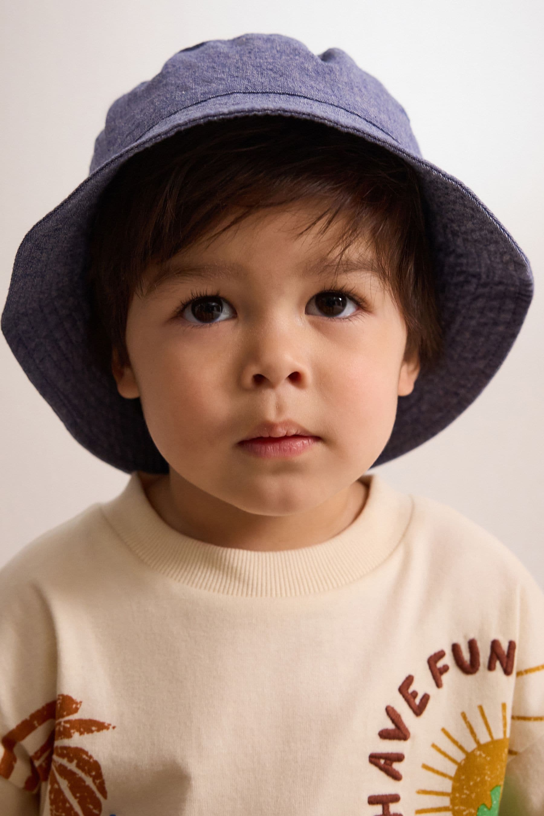 Chambray bucket hat clearance