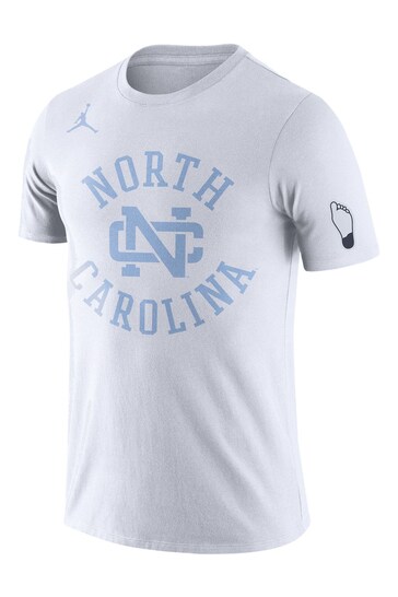 Fanatics NBA NCAA North Carolina Retro Graphic White T-Shirt