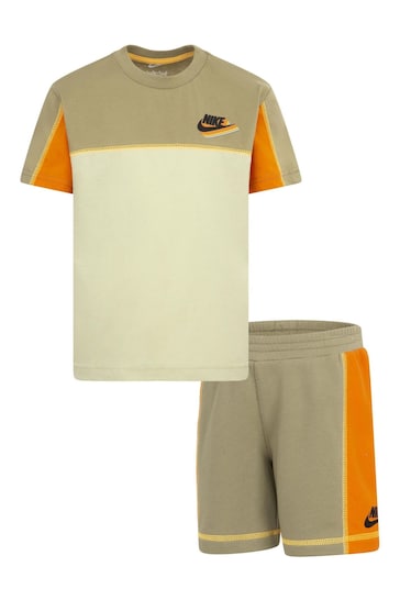 Nike Green Little Kids Reimagine T-Shirt and Shorts Set