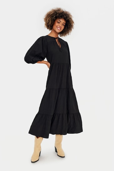 Saint Tropez Damaris Half Sleeve Black Midi Dress