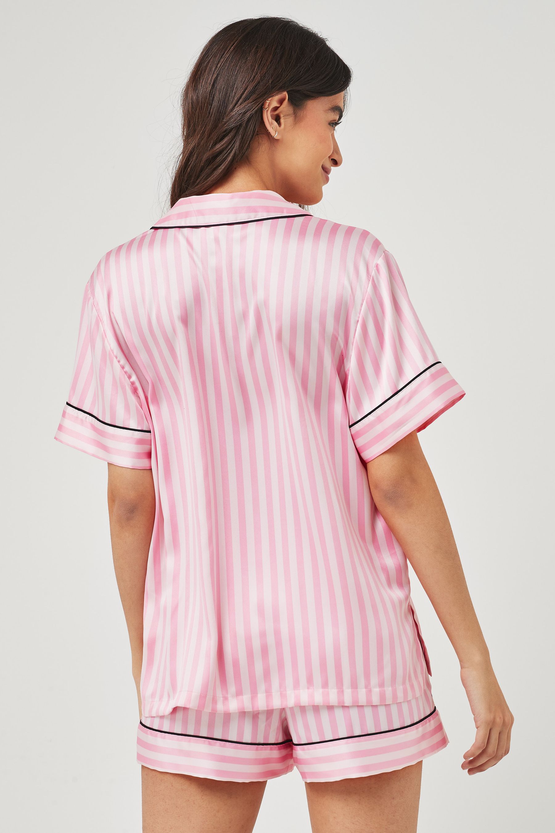 Pink satin short pyjamas store