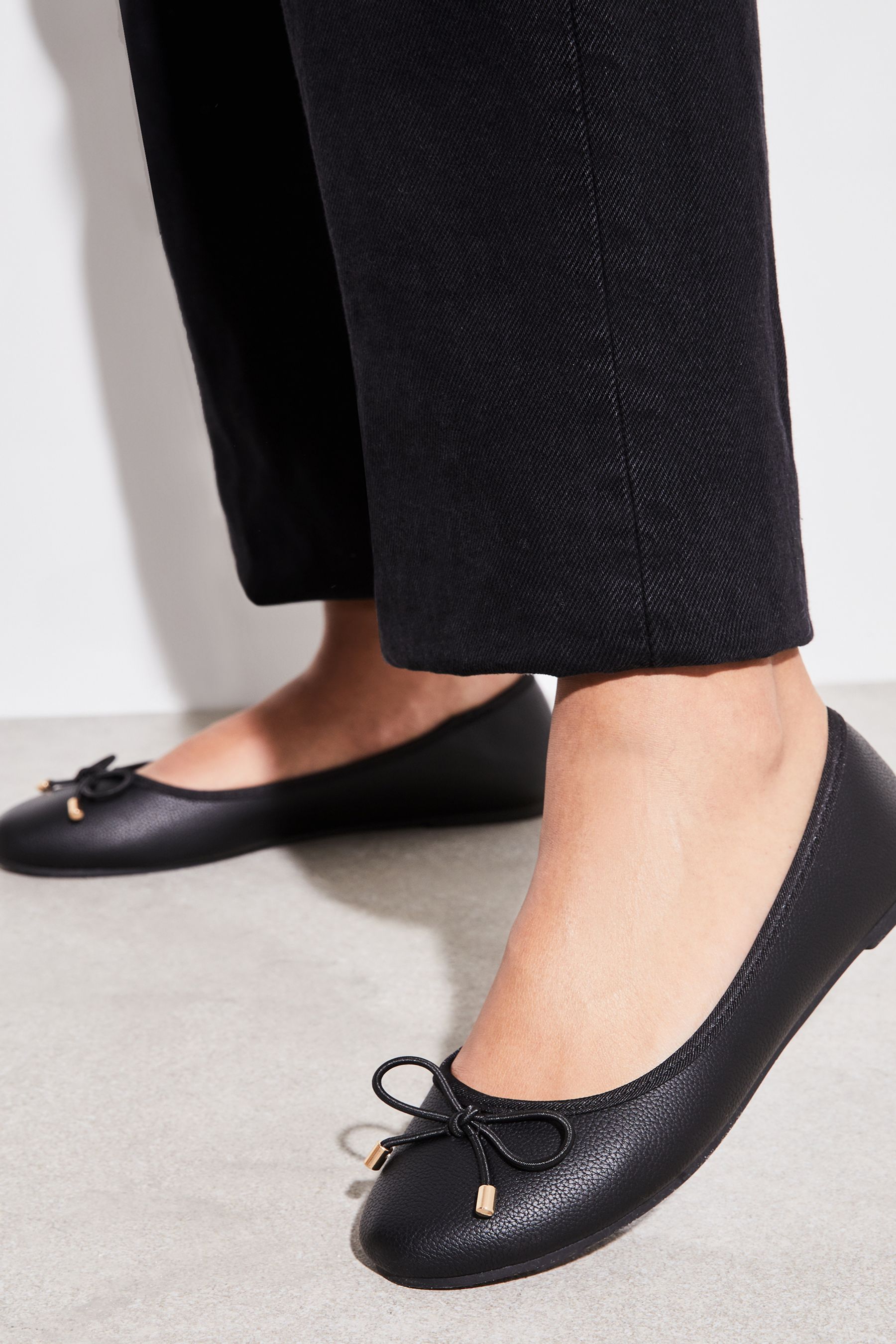 Next black deals ballet pumps