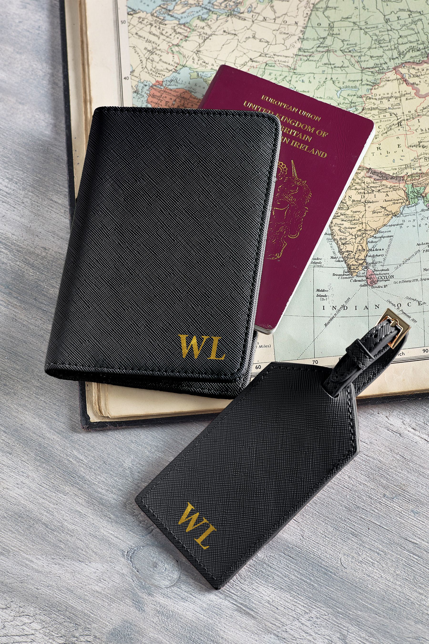 Fendi passport holder sale