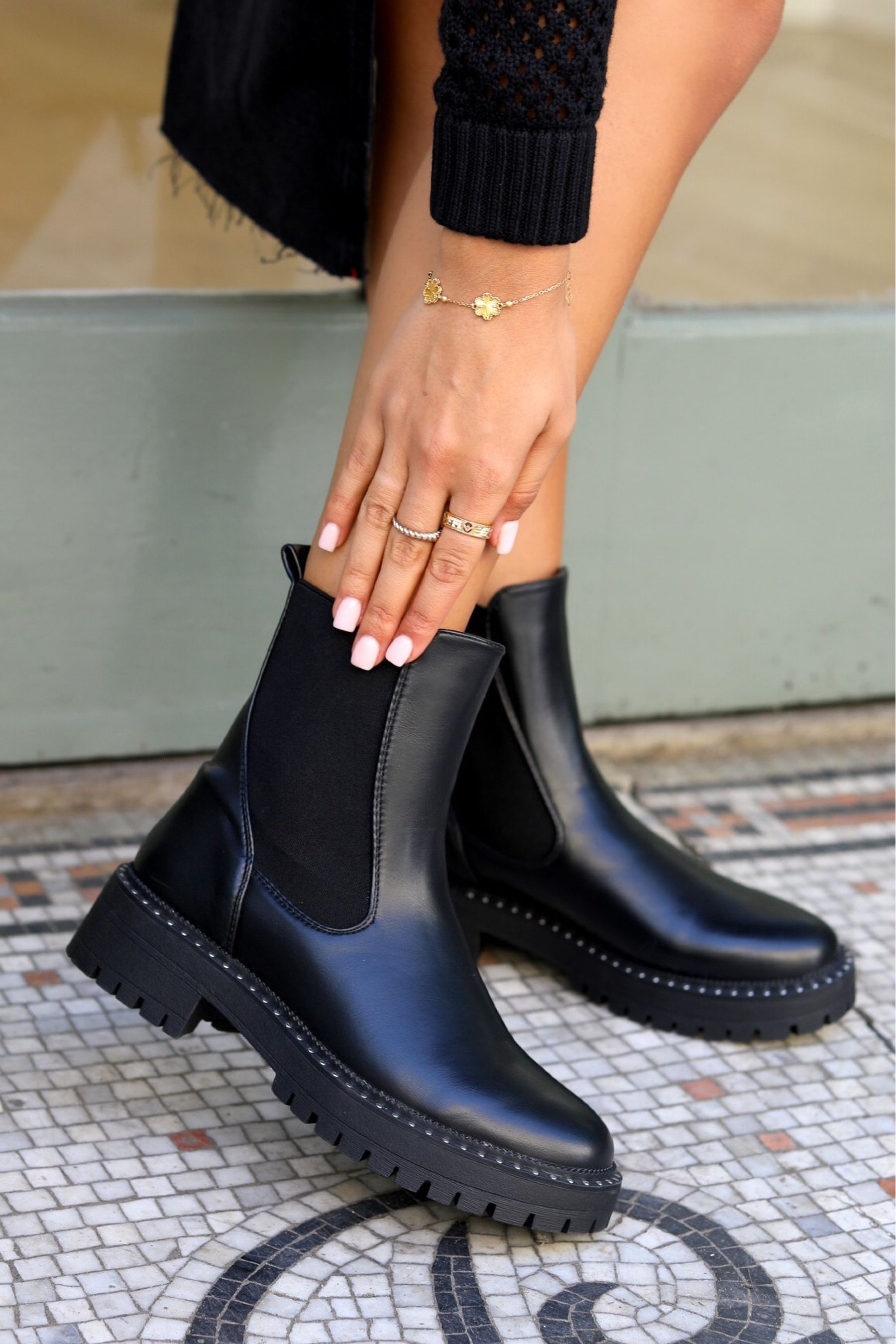 Sofft welling on sale chelsea boot