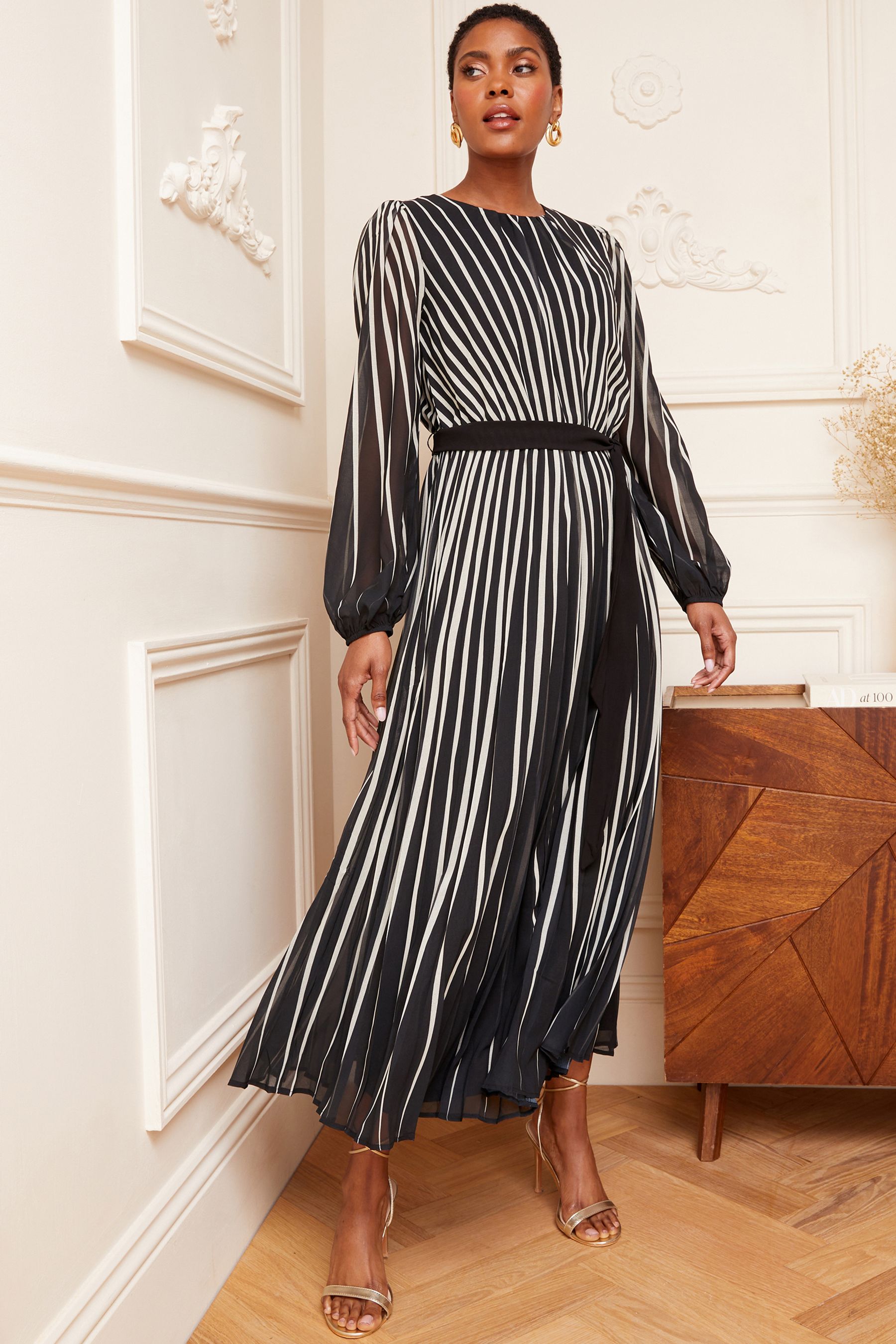Black white top striped midi dress