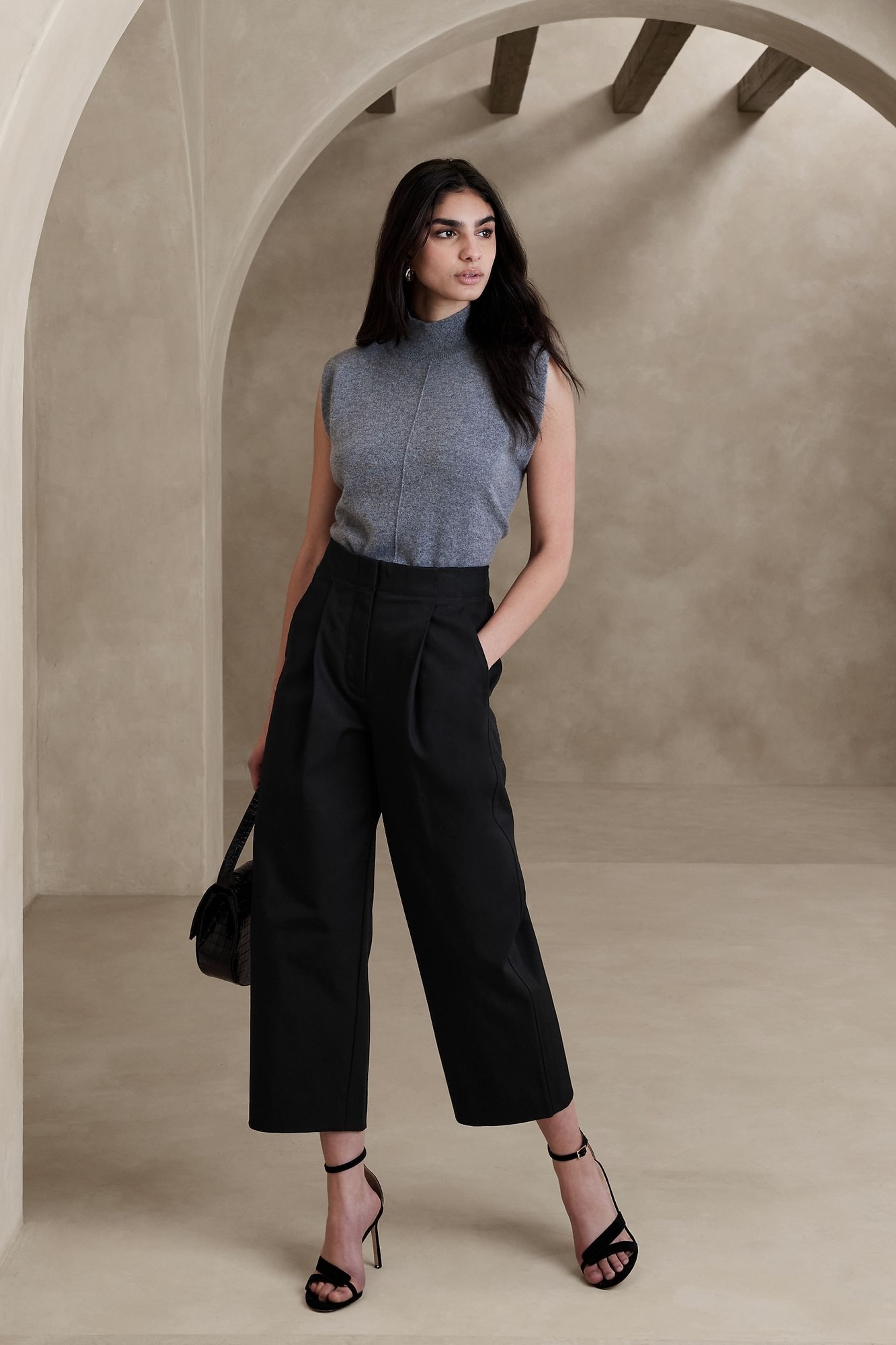 Banana republic cropped top pants