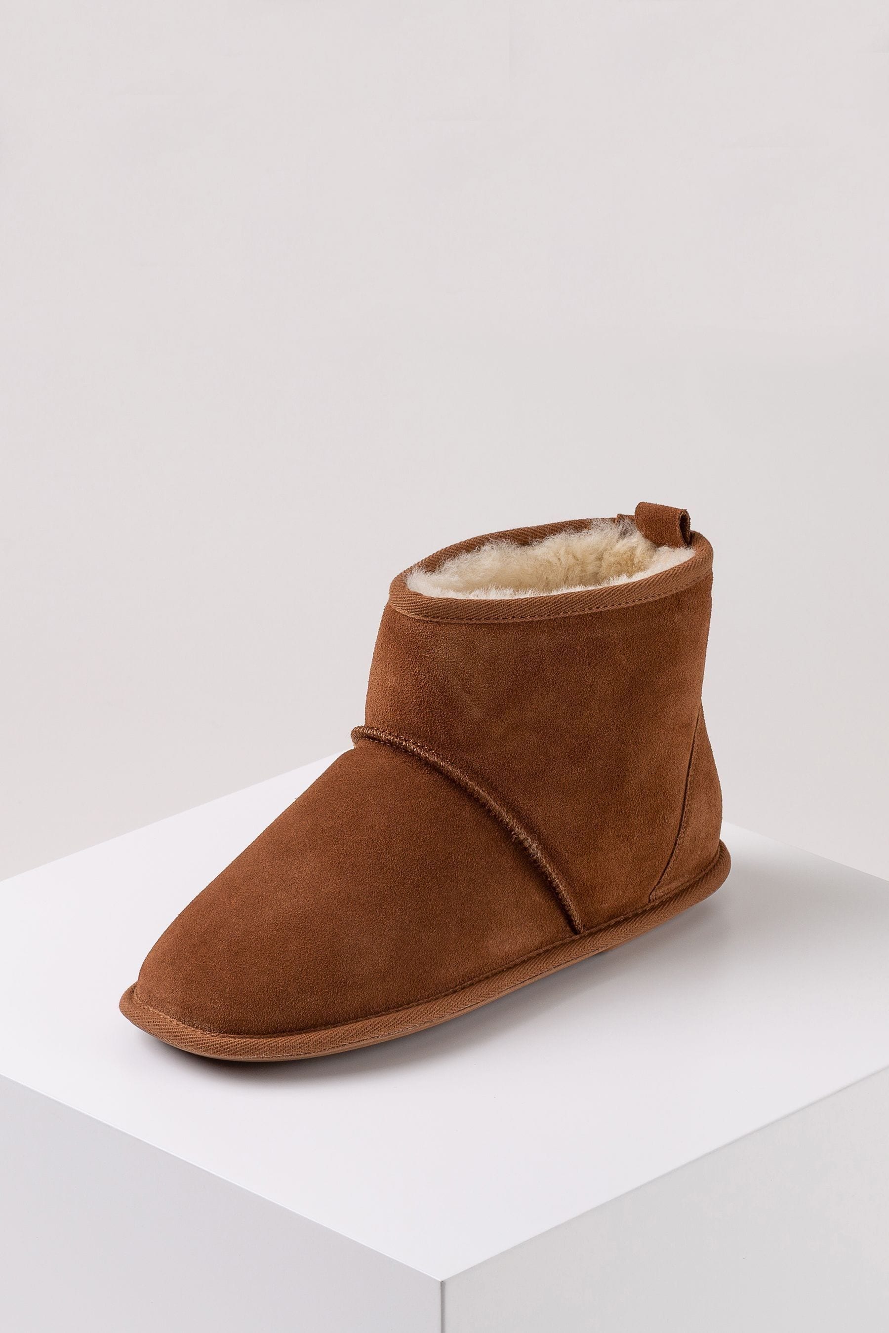 Totes suede slipper 2025 boots