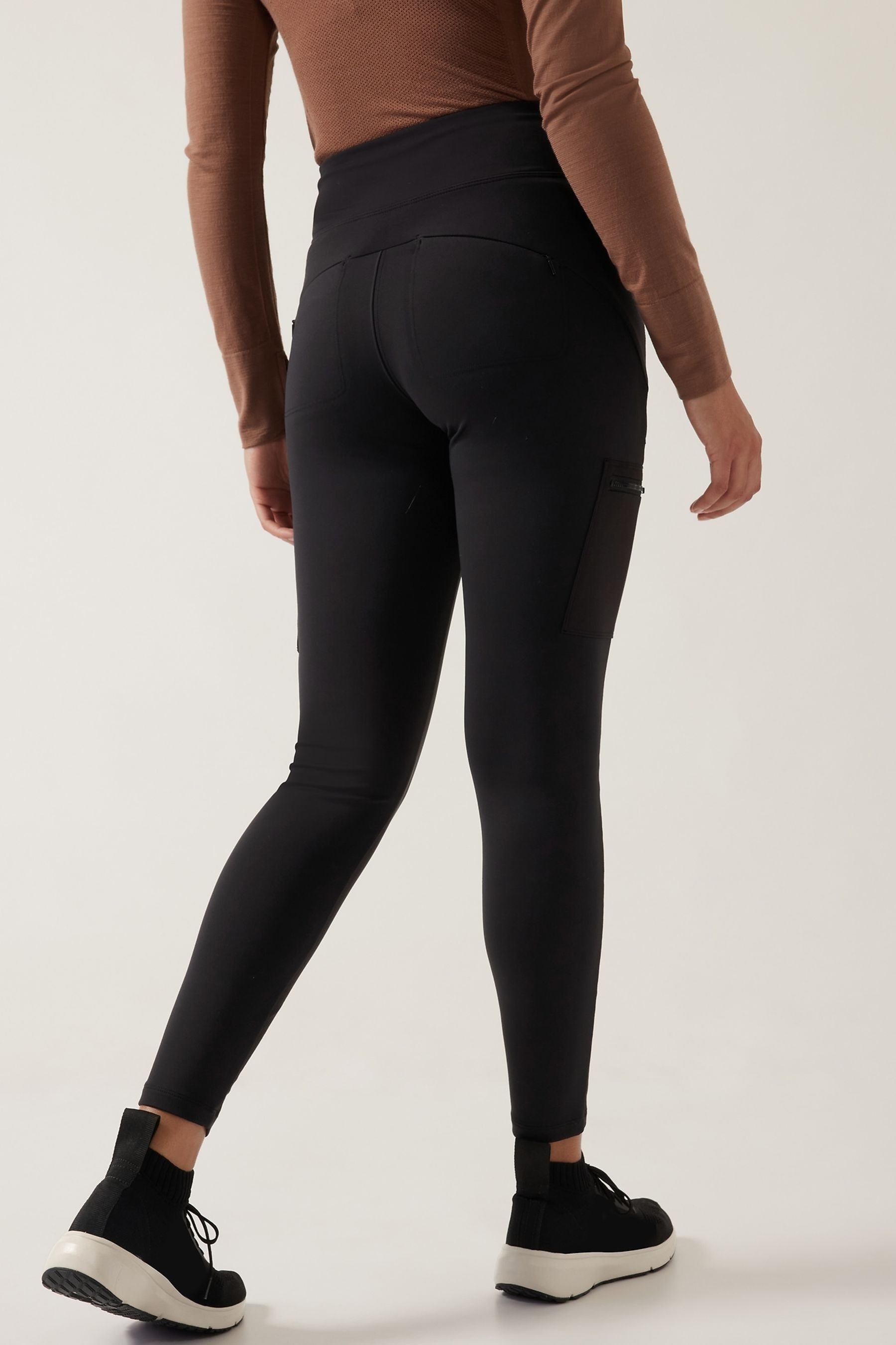 Athleta headlands 2025 hybrid cargo