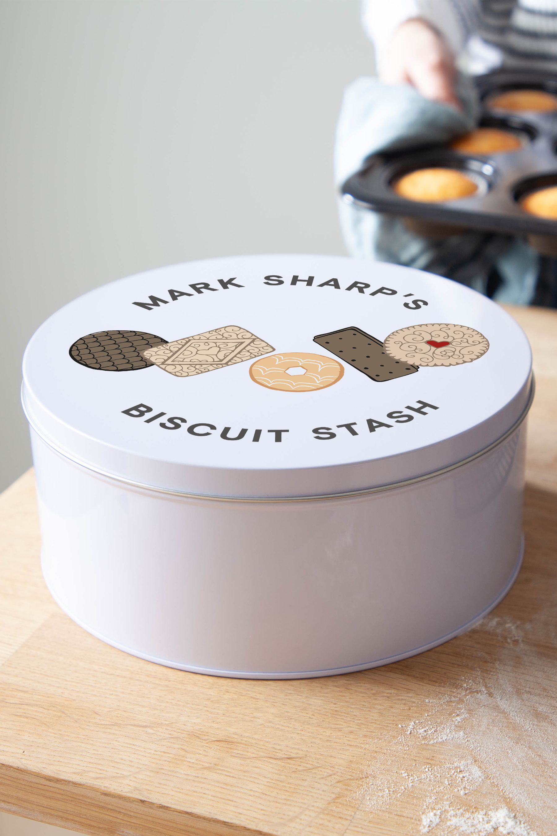 Personalised cake sale tin